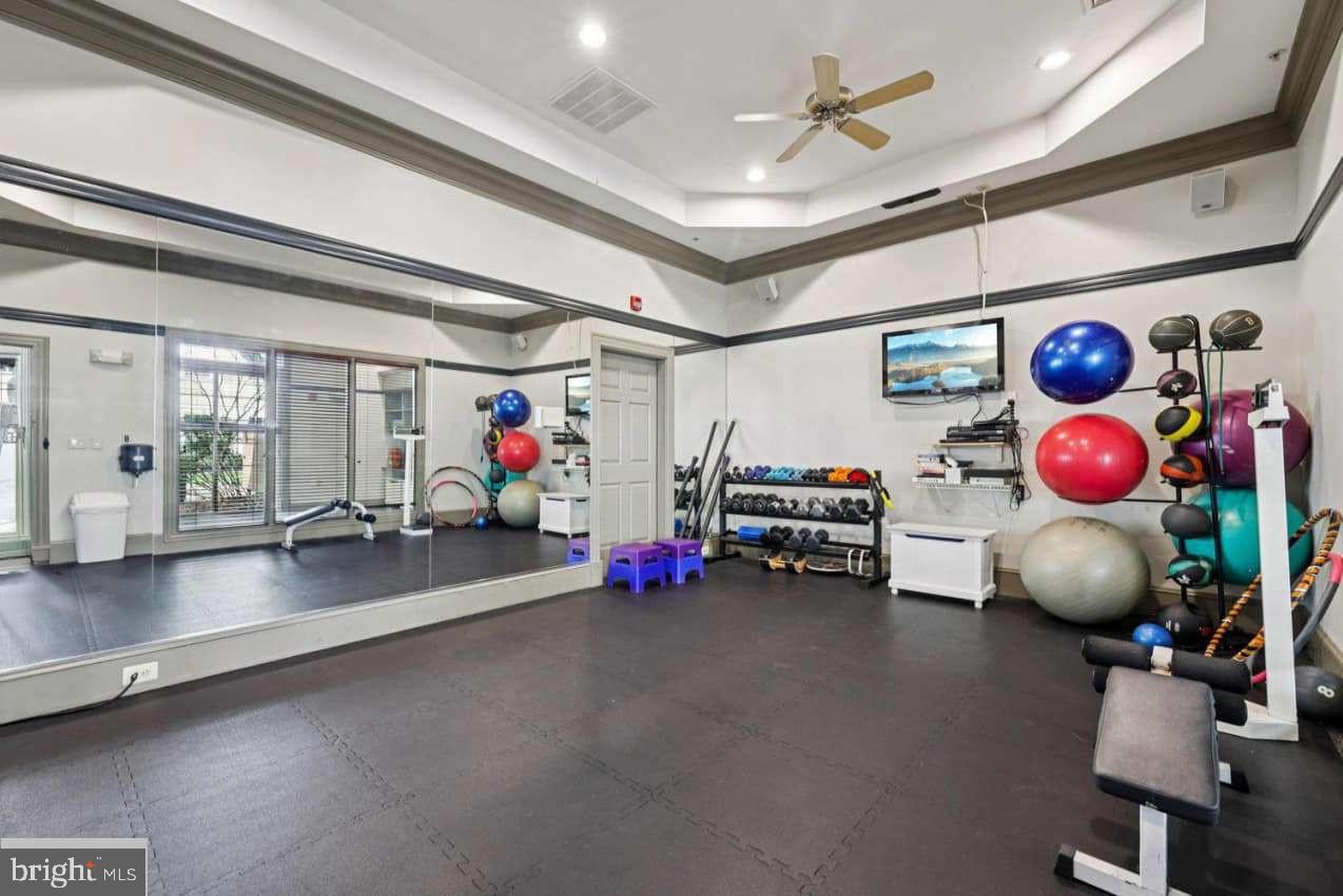 HUNT VALLEY ESTATES - Residential