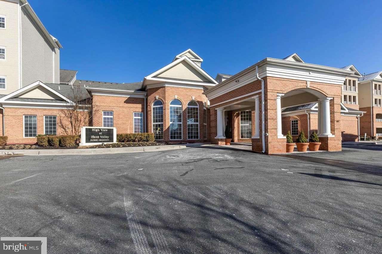 HUNT VALLEY ESTATES - Residential