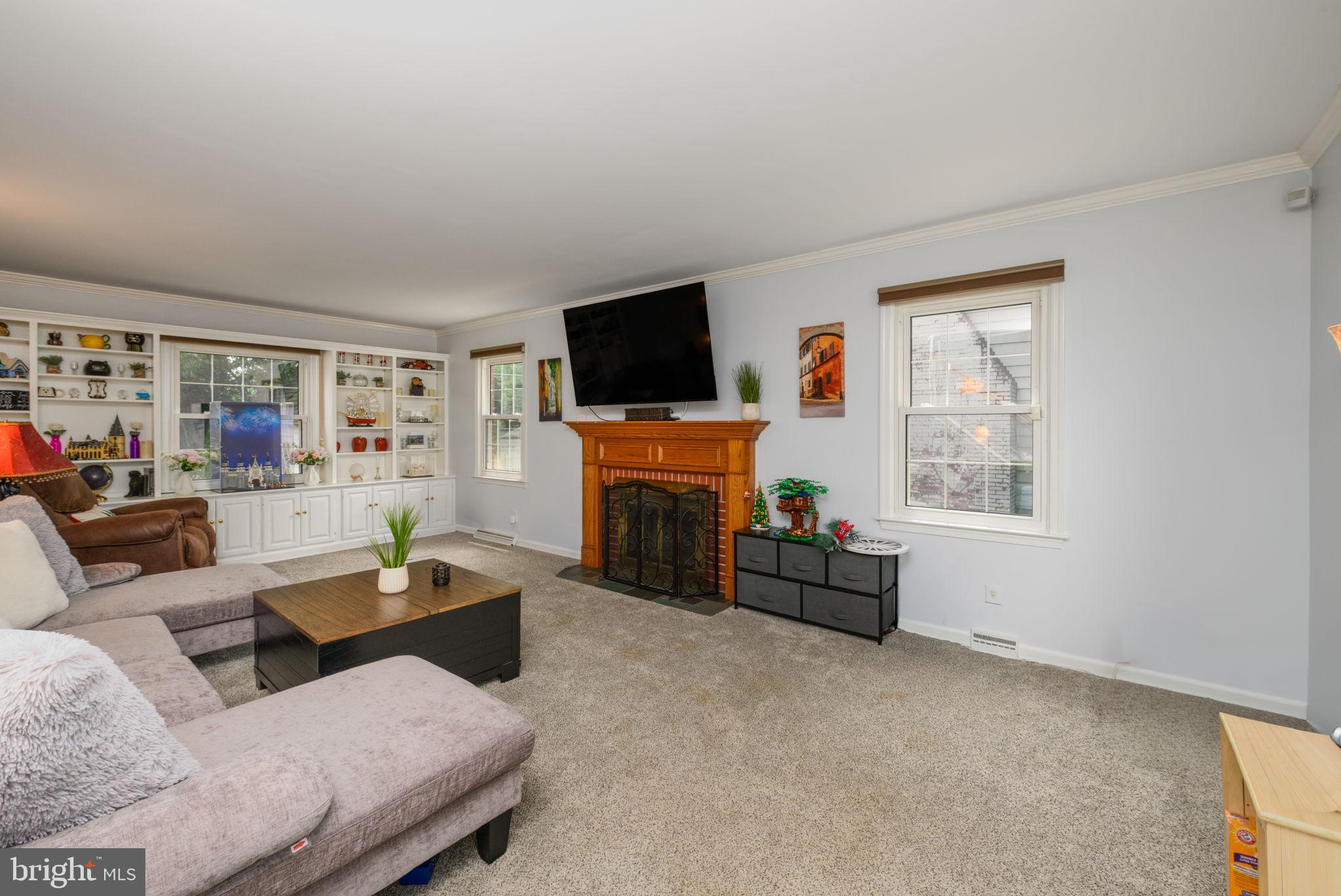 WOODBROOK - Residential