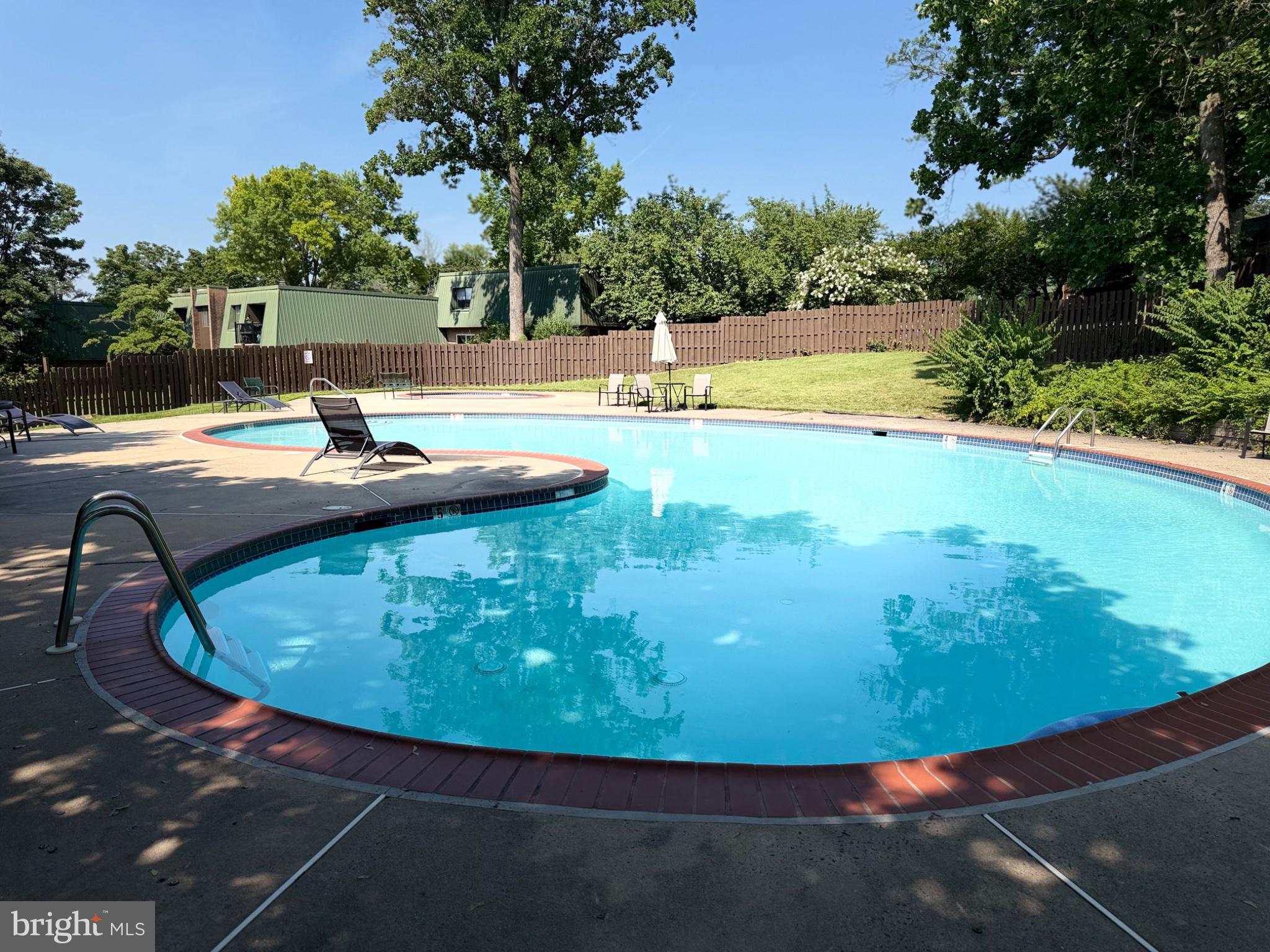 THE MEADOWS - Residential
