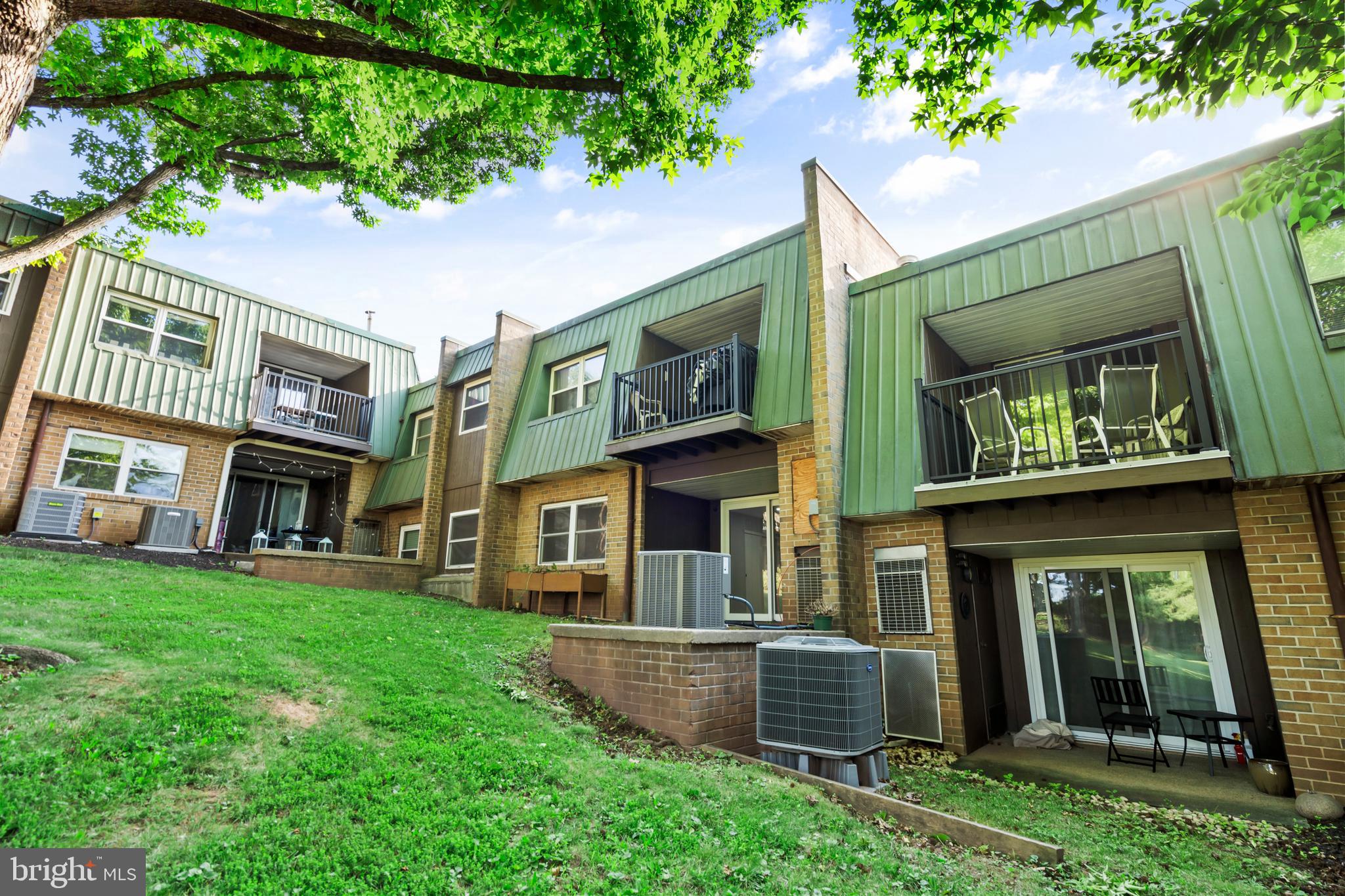 THE MEADOWS - Residential