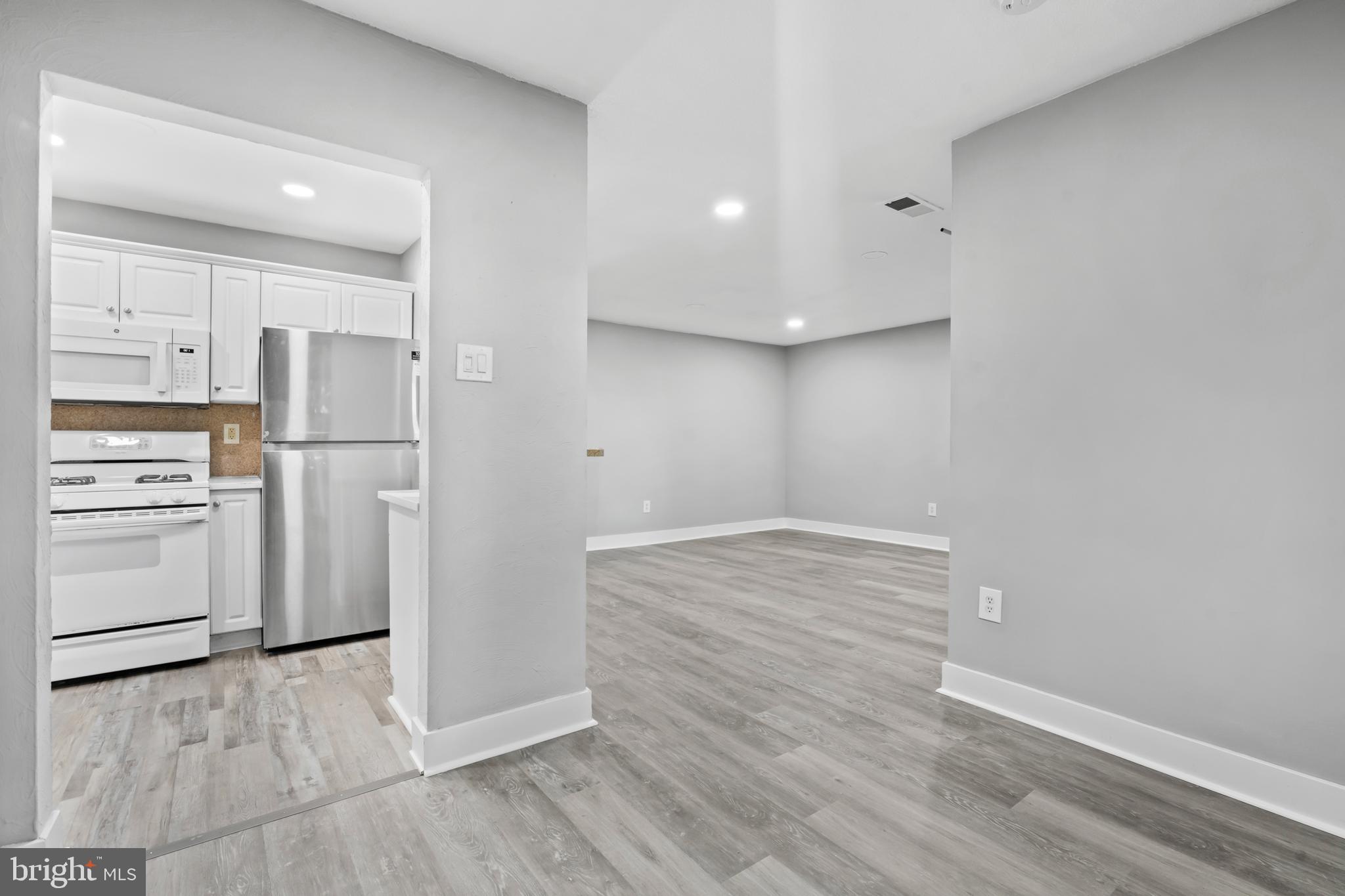 THE MEADOWS - Residential