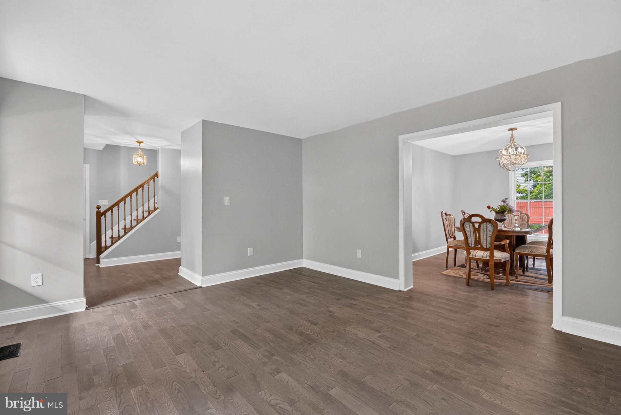 NOTTINGHAM VILLAGE - Residential