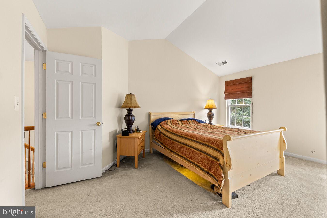MOUNTAIN VALLEY - Residential