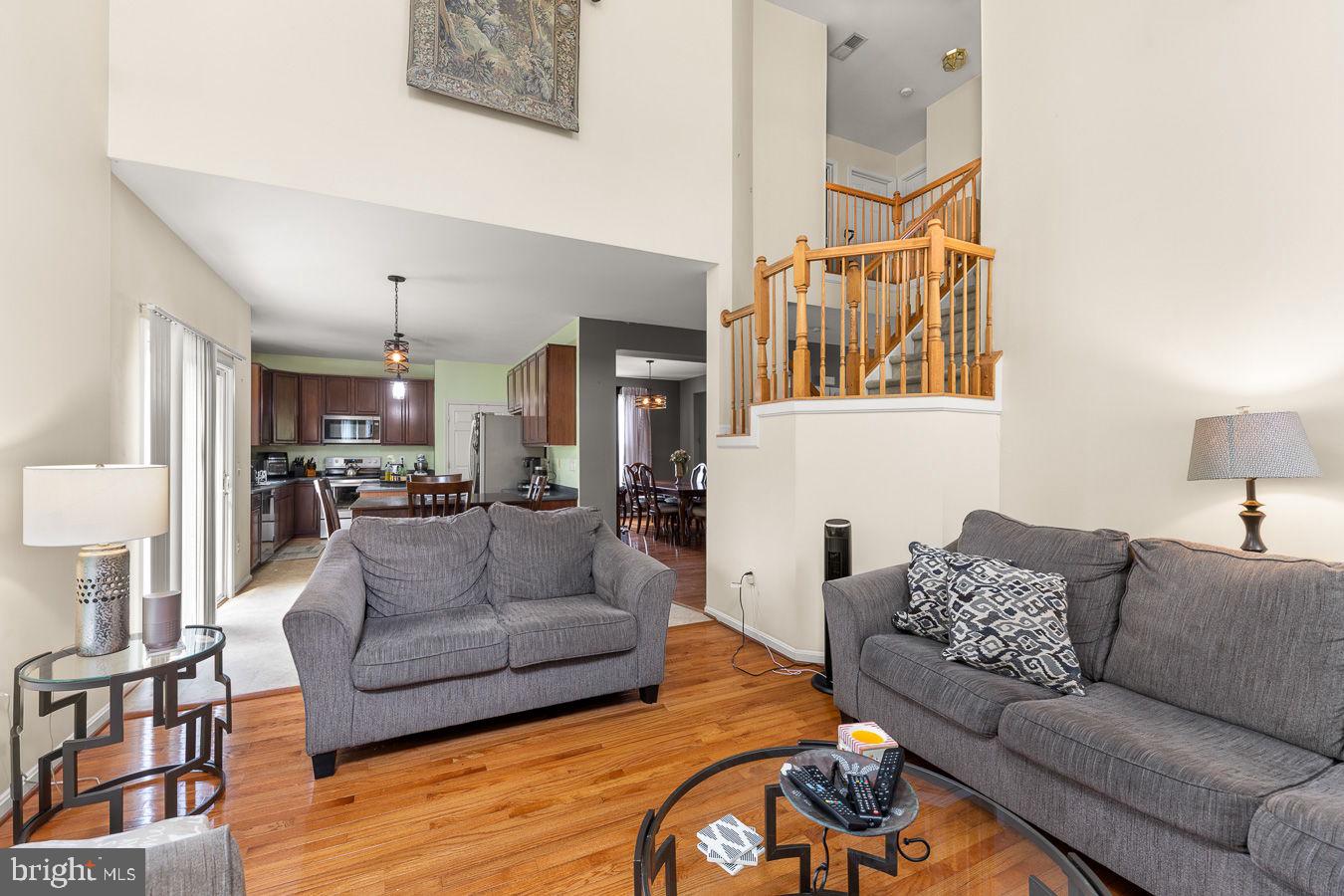 MOUNTAIN VALLEY - Residential