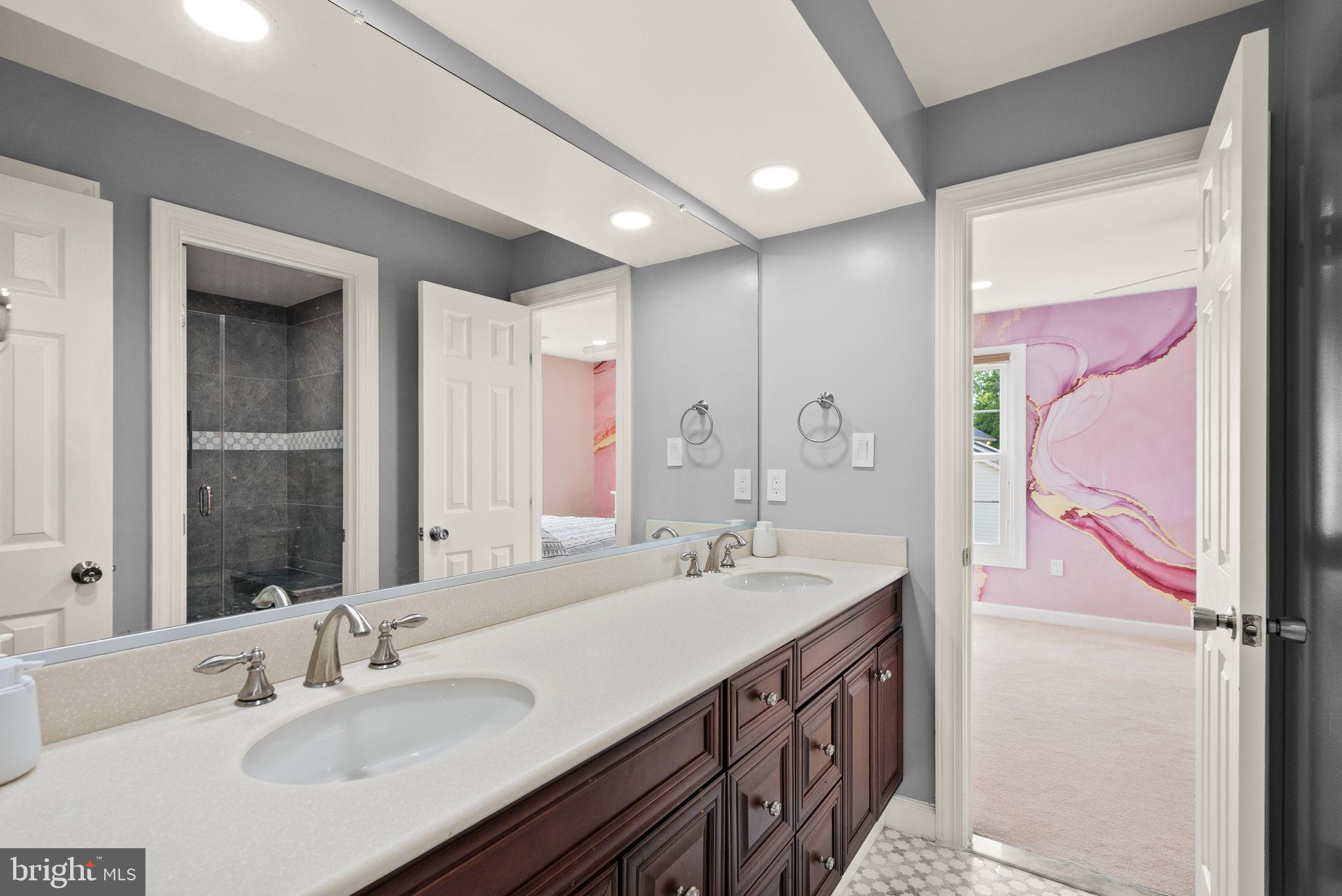 VIRGINIA RUN - Residential