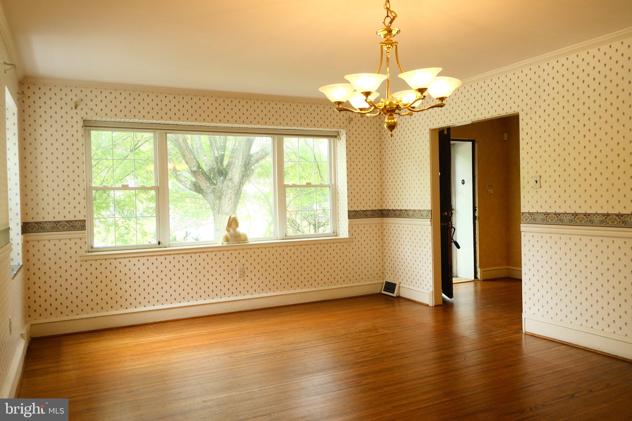 ELKINS PARK - Residential