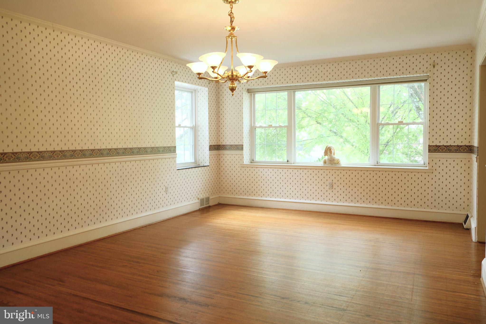 ELKINS PARK - Residential