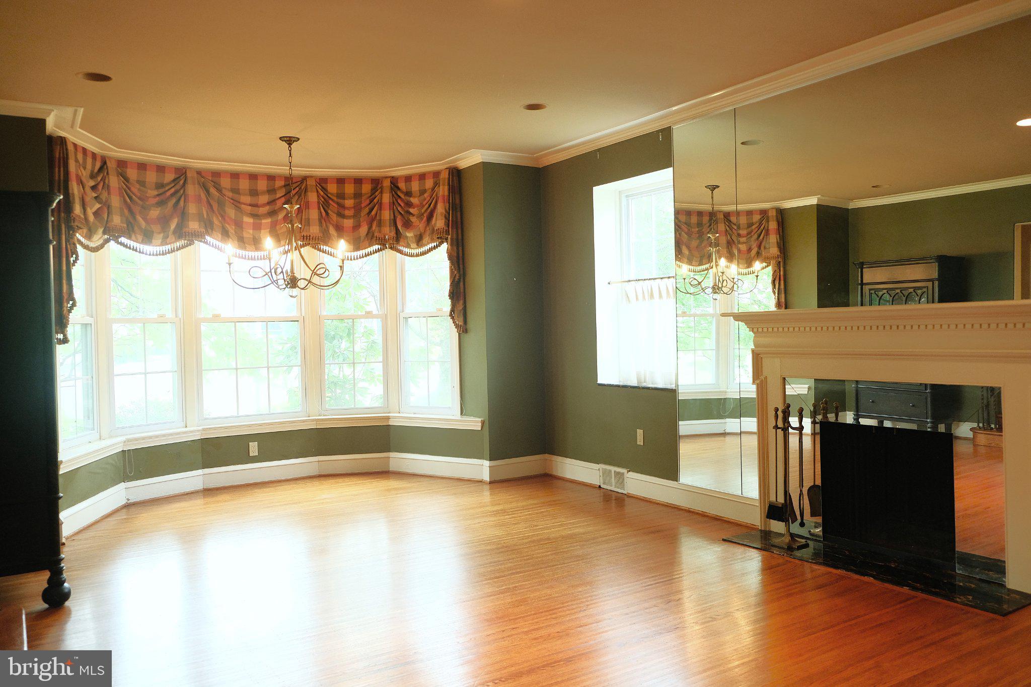 ELKINS PARK - Residential