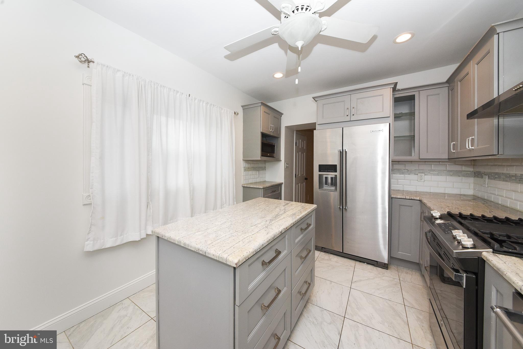 MANAYUNK - Residential