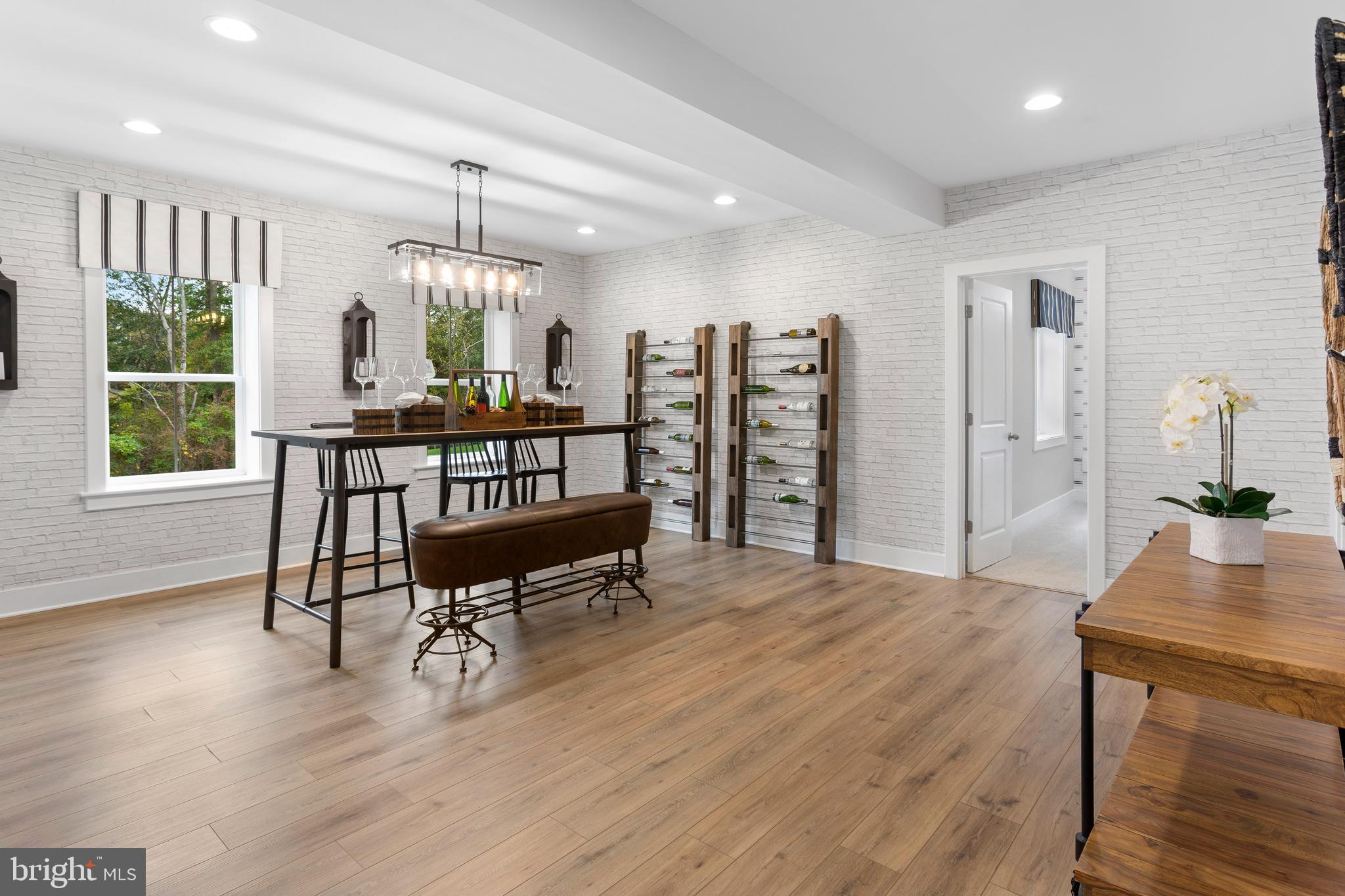 QUARTER BRANCH - Residential
