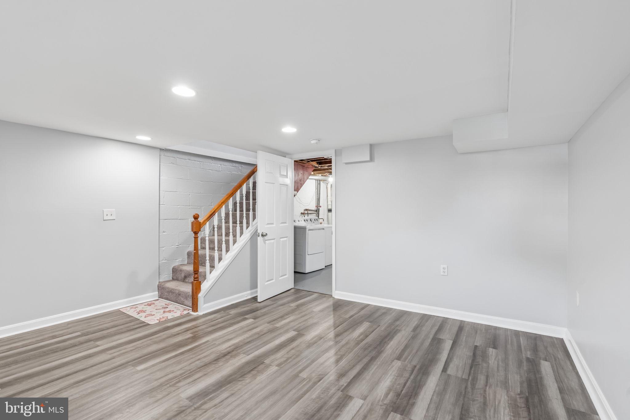 HAWTHORNE - Residential