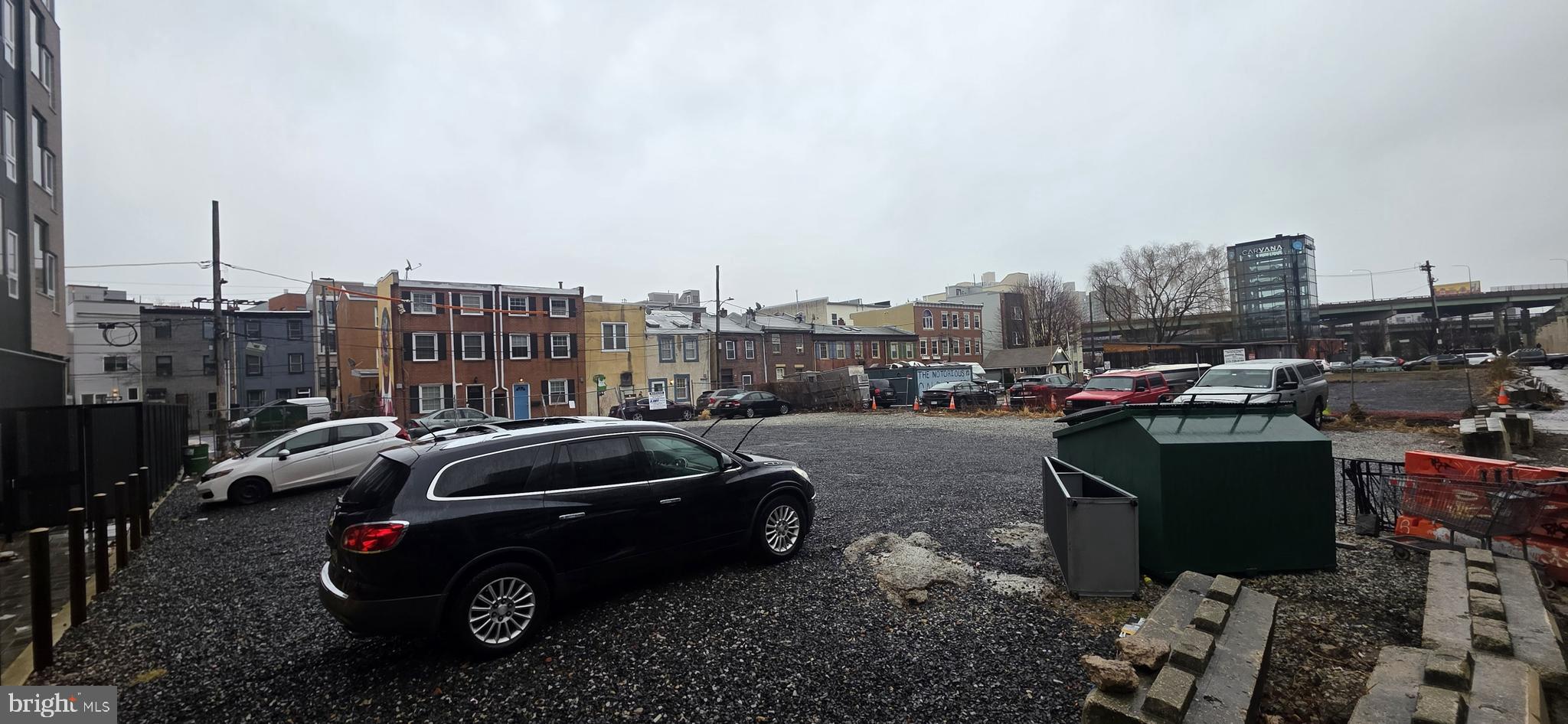 FISHTOWN - Land