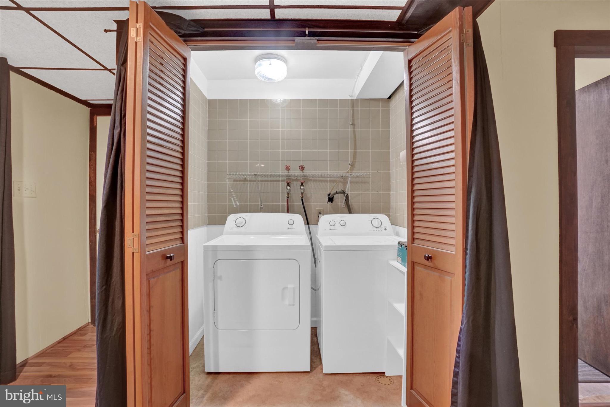 GLEN ROCK BORO - Residential