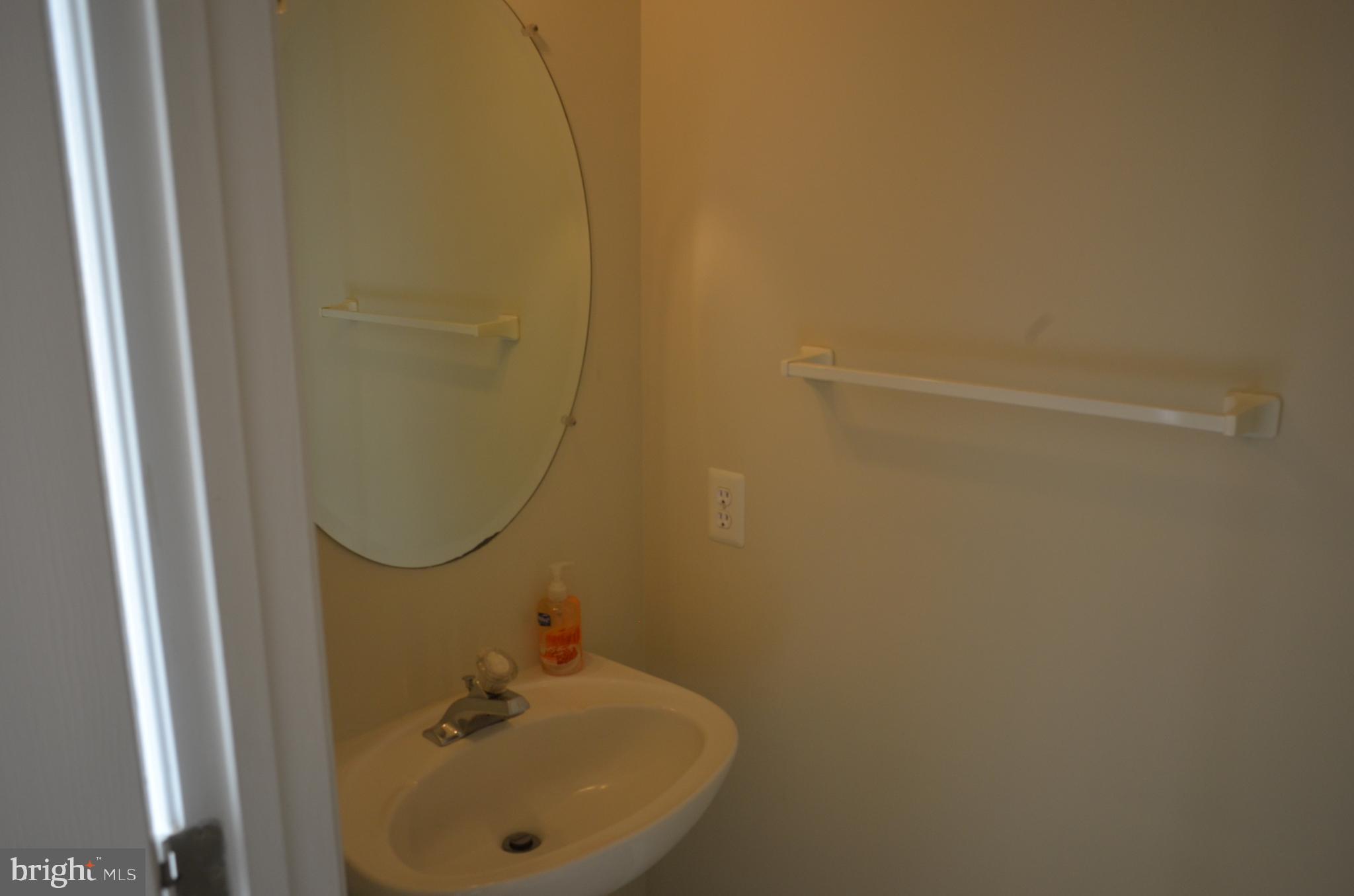 CHEVERLY OAKS - Residential