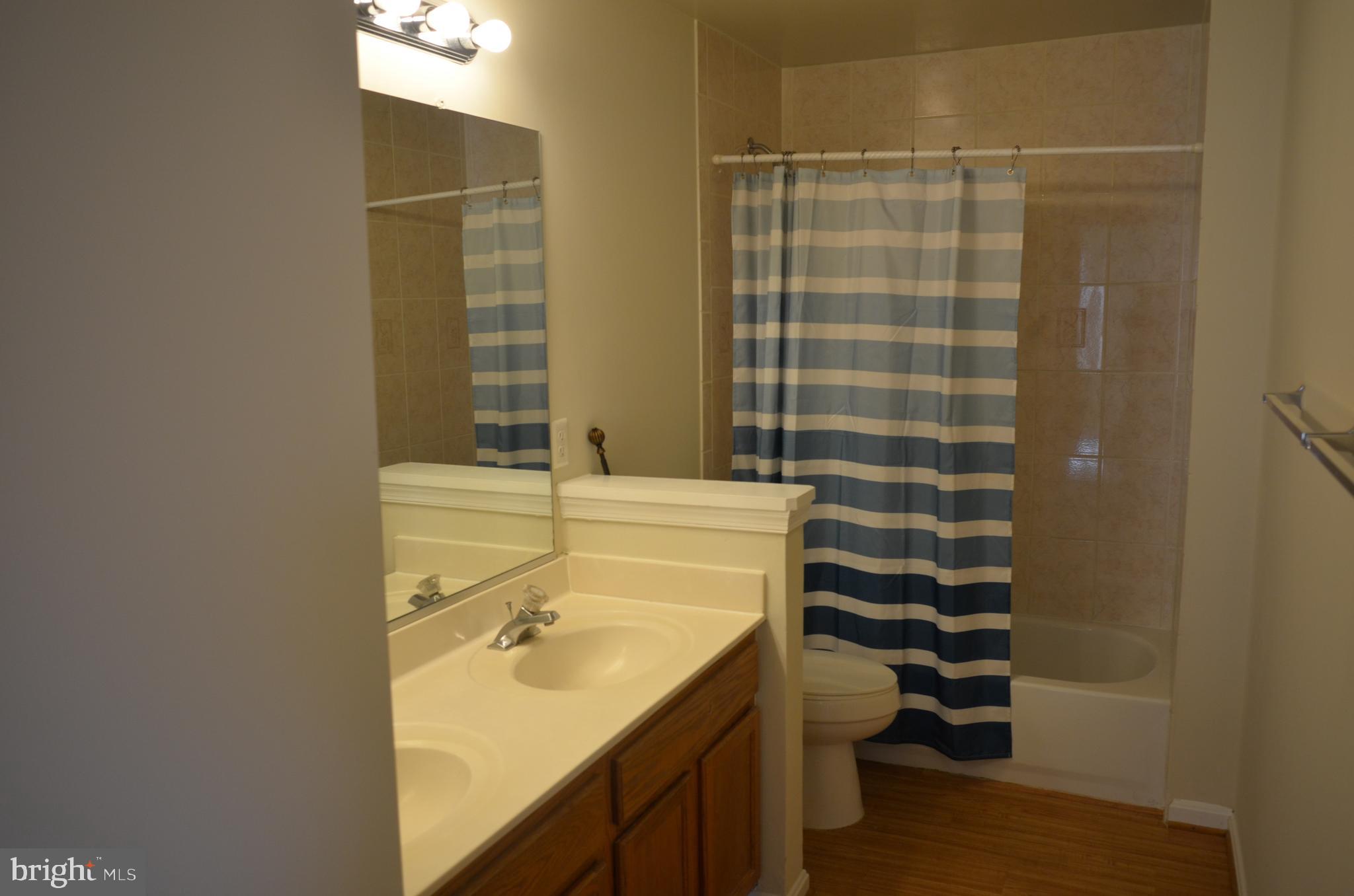 CHEVERLY OAKS - Residential