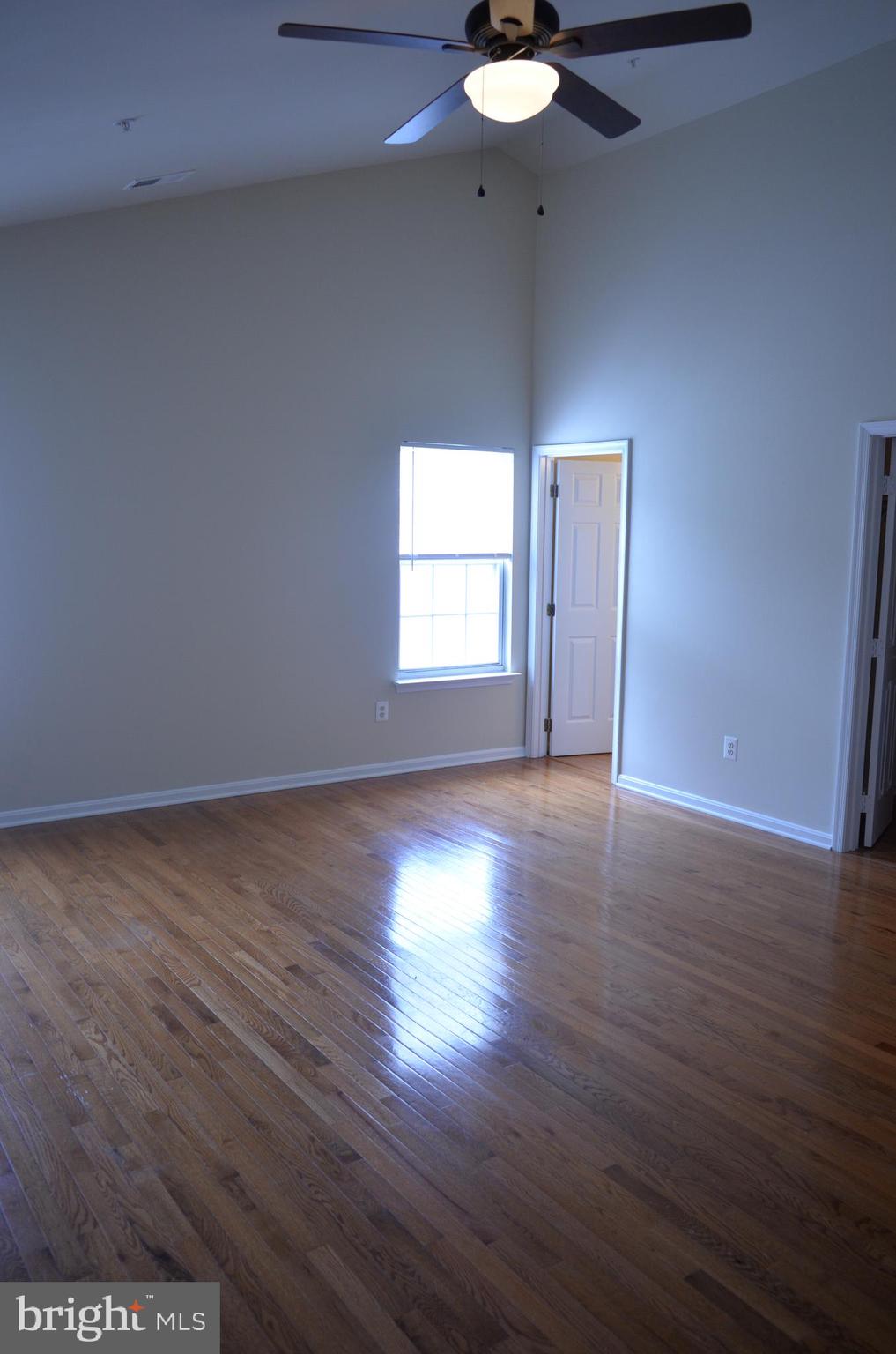 CHEVERLY OAKS - Residential