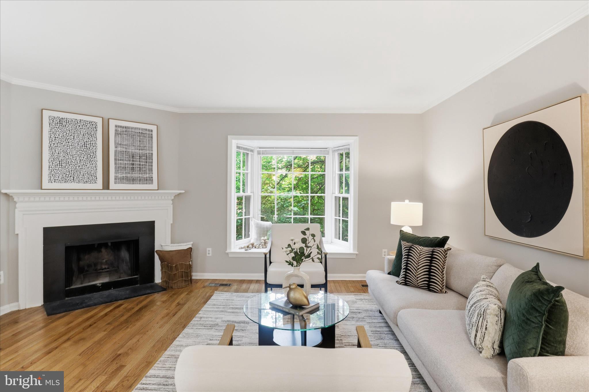 LAUREL MEWS - Residential