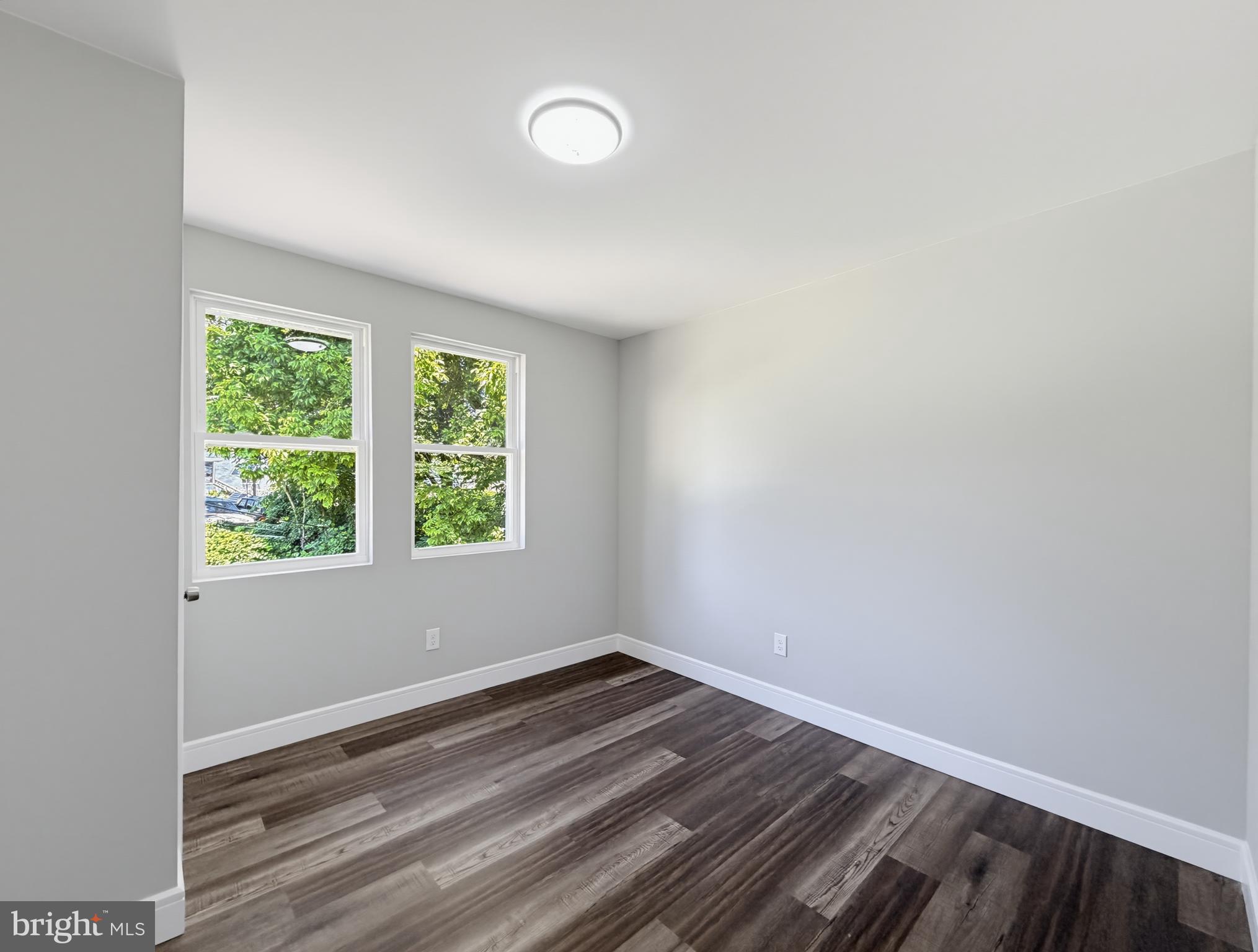 OAK LANE - Residential