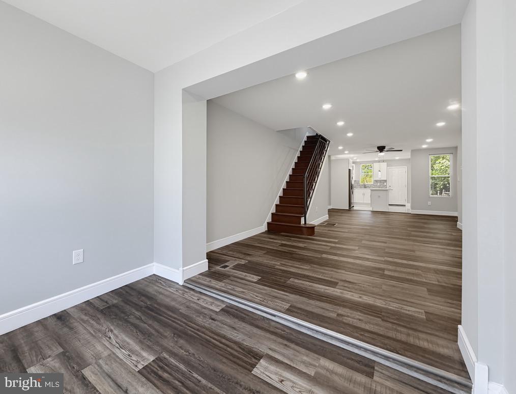 OAK LANE - Residential