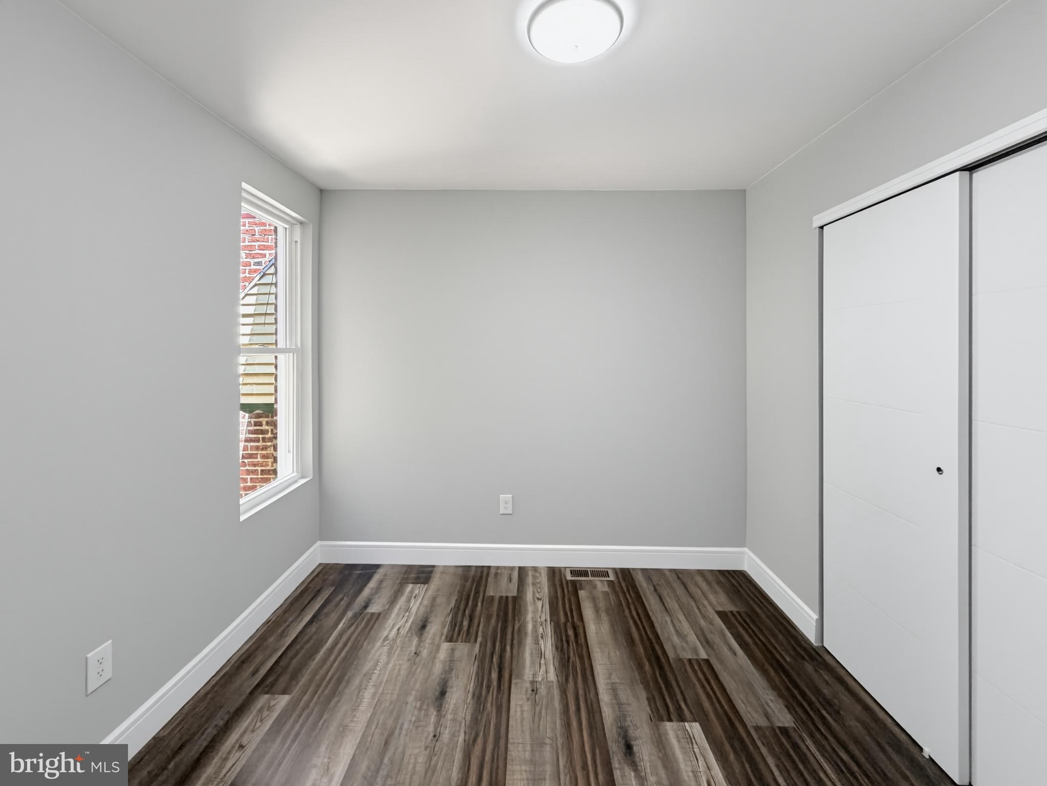 OAK LANE - Residential