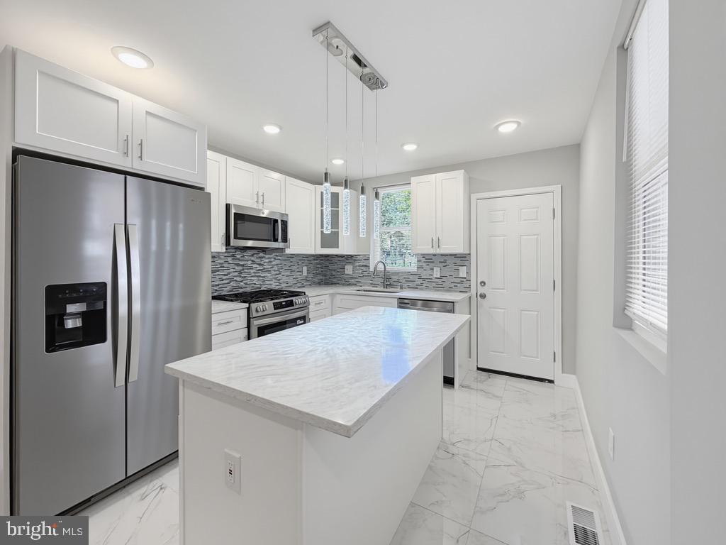 OAK LANE - Residential