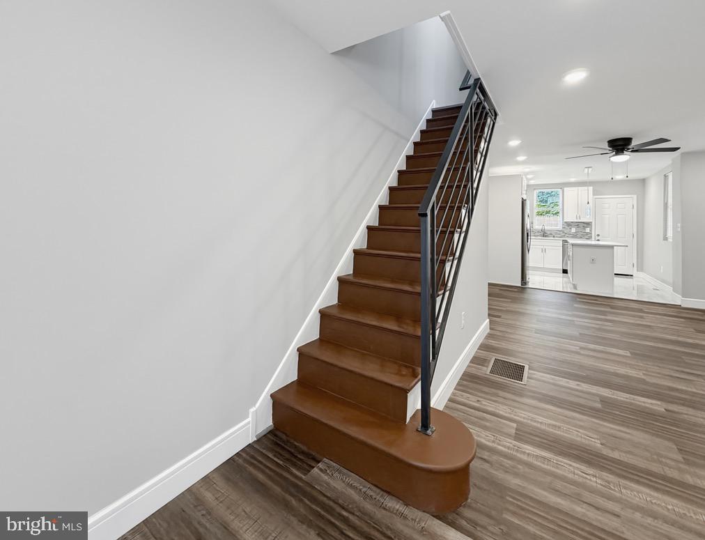 OAK LANE - Residential