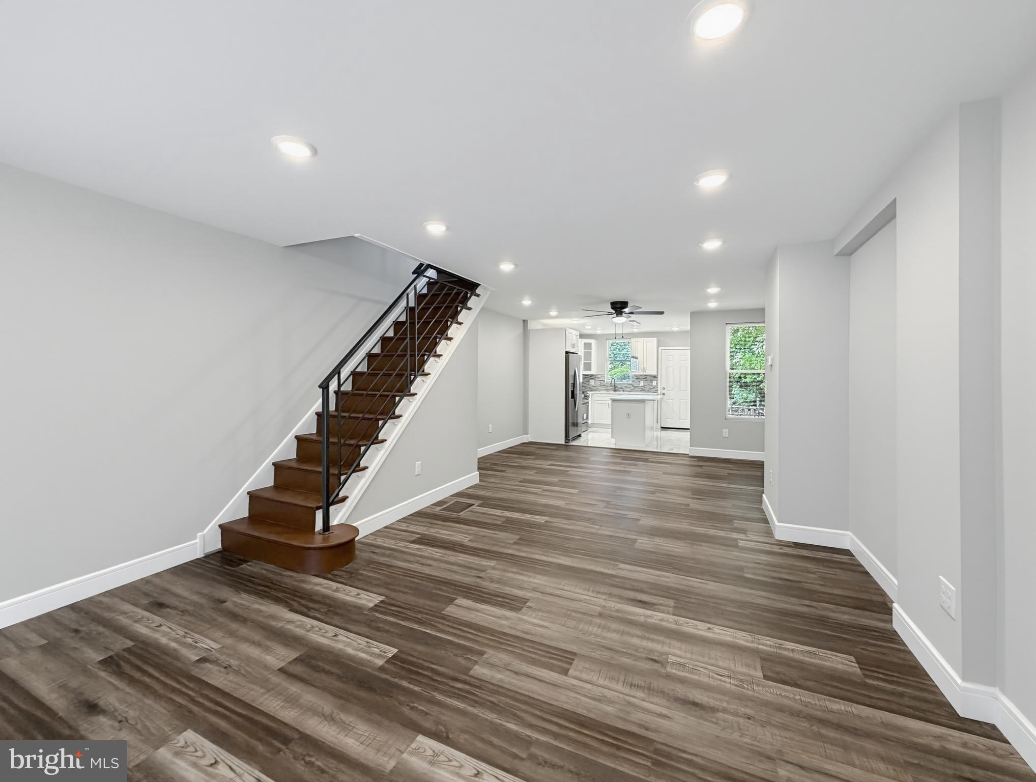 OAK LANE - Residential