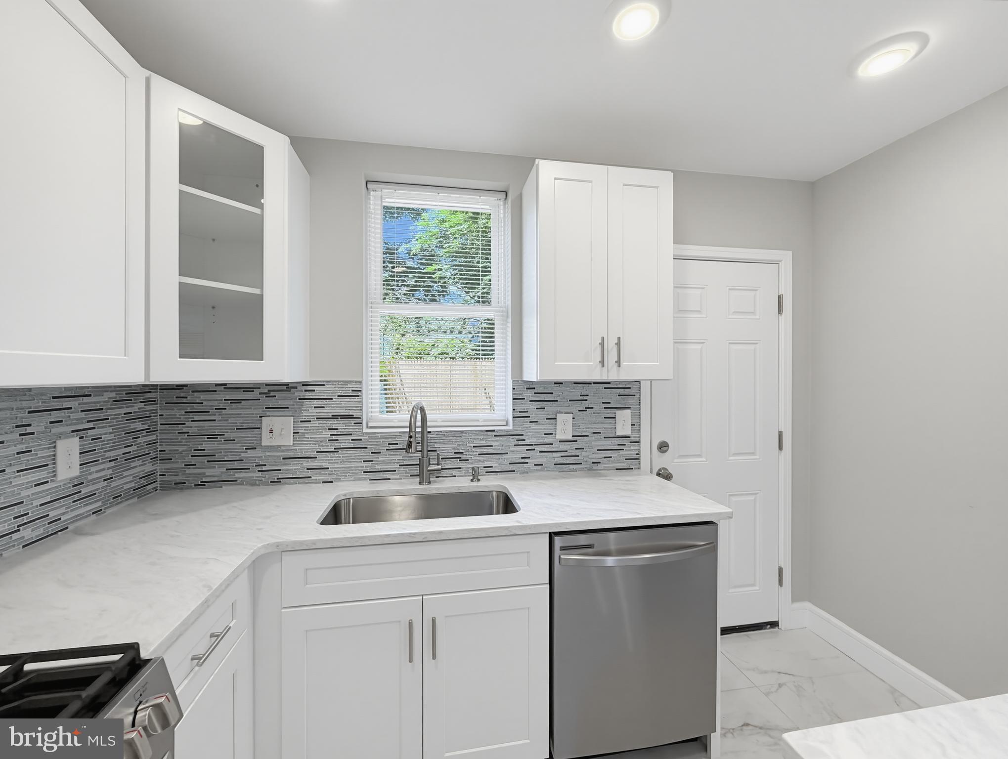 OAK LANE - Residential