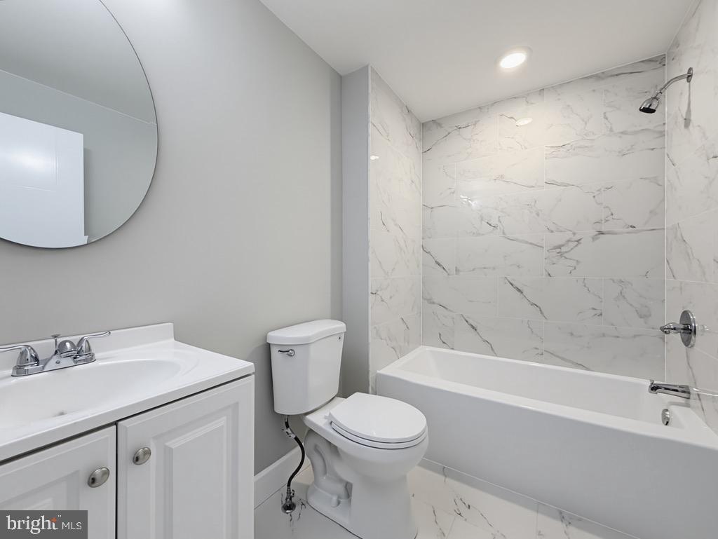 OAK LANE - Residential