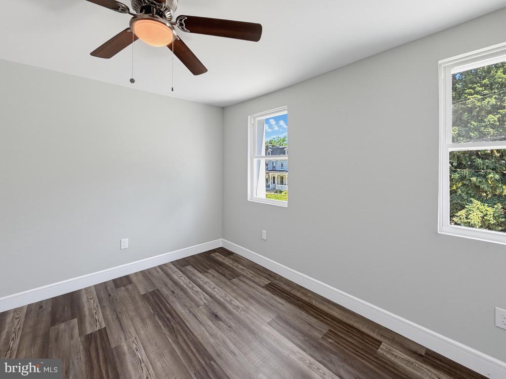 OAK LANE - Residential