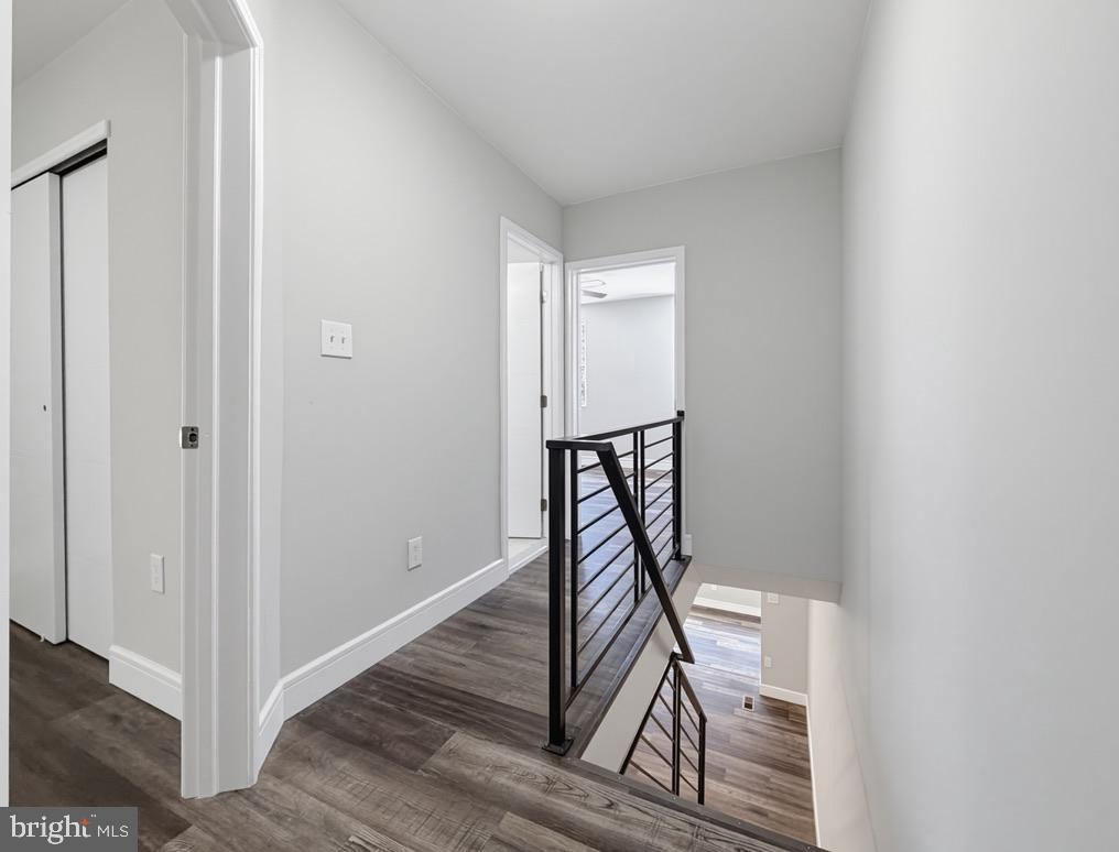 OAK LANE - Residential