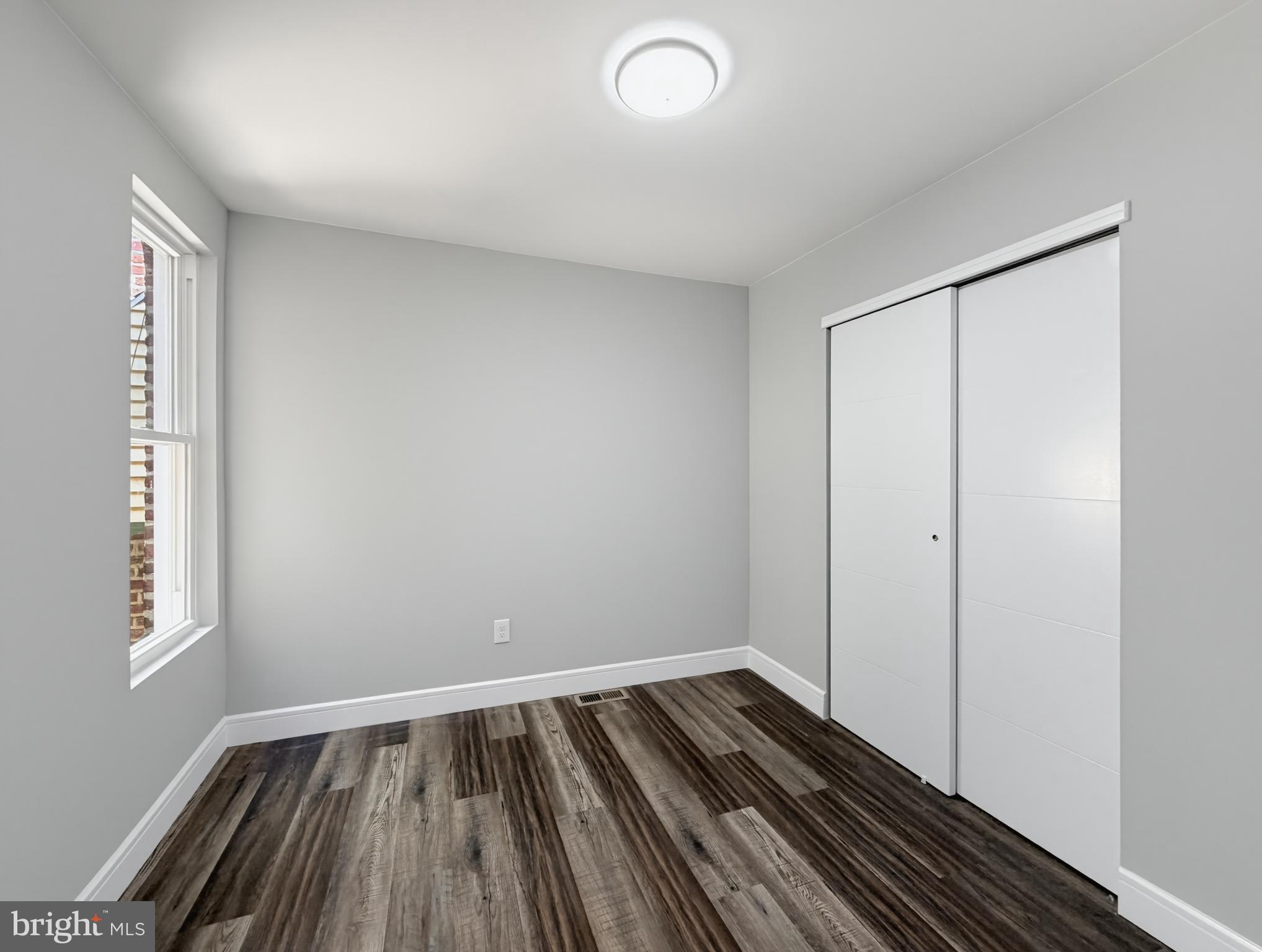 OAK LANE - Residential