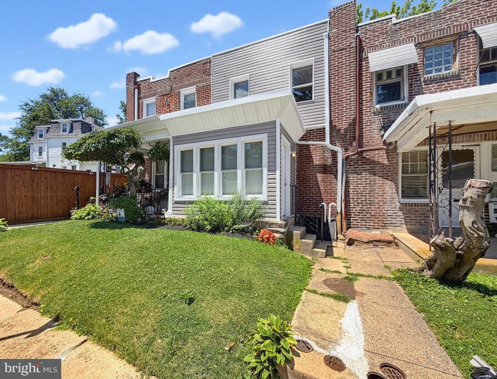 OAK LANE - Residential