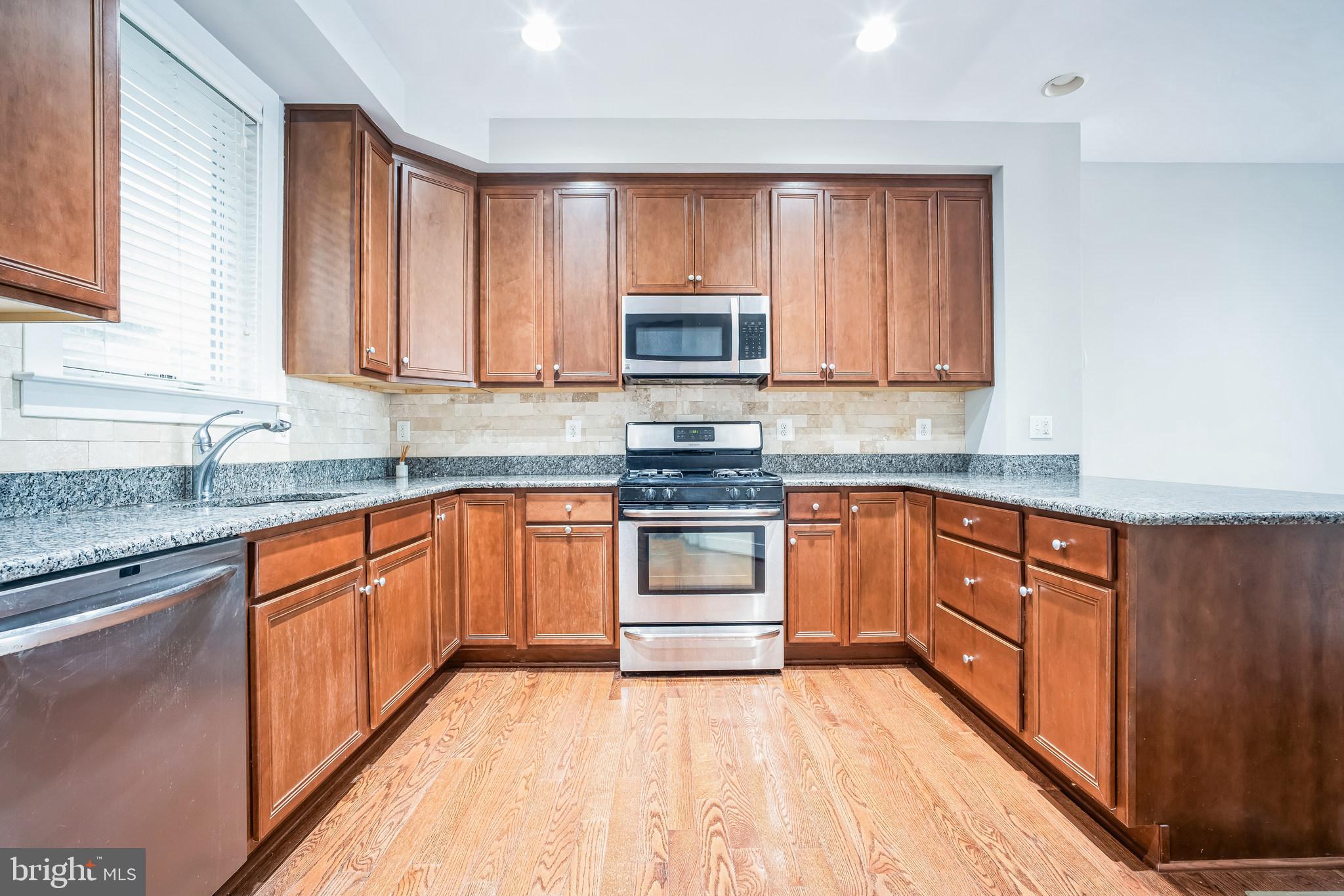 MOSAIC AT MERRIFIELD - Residential Lease