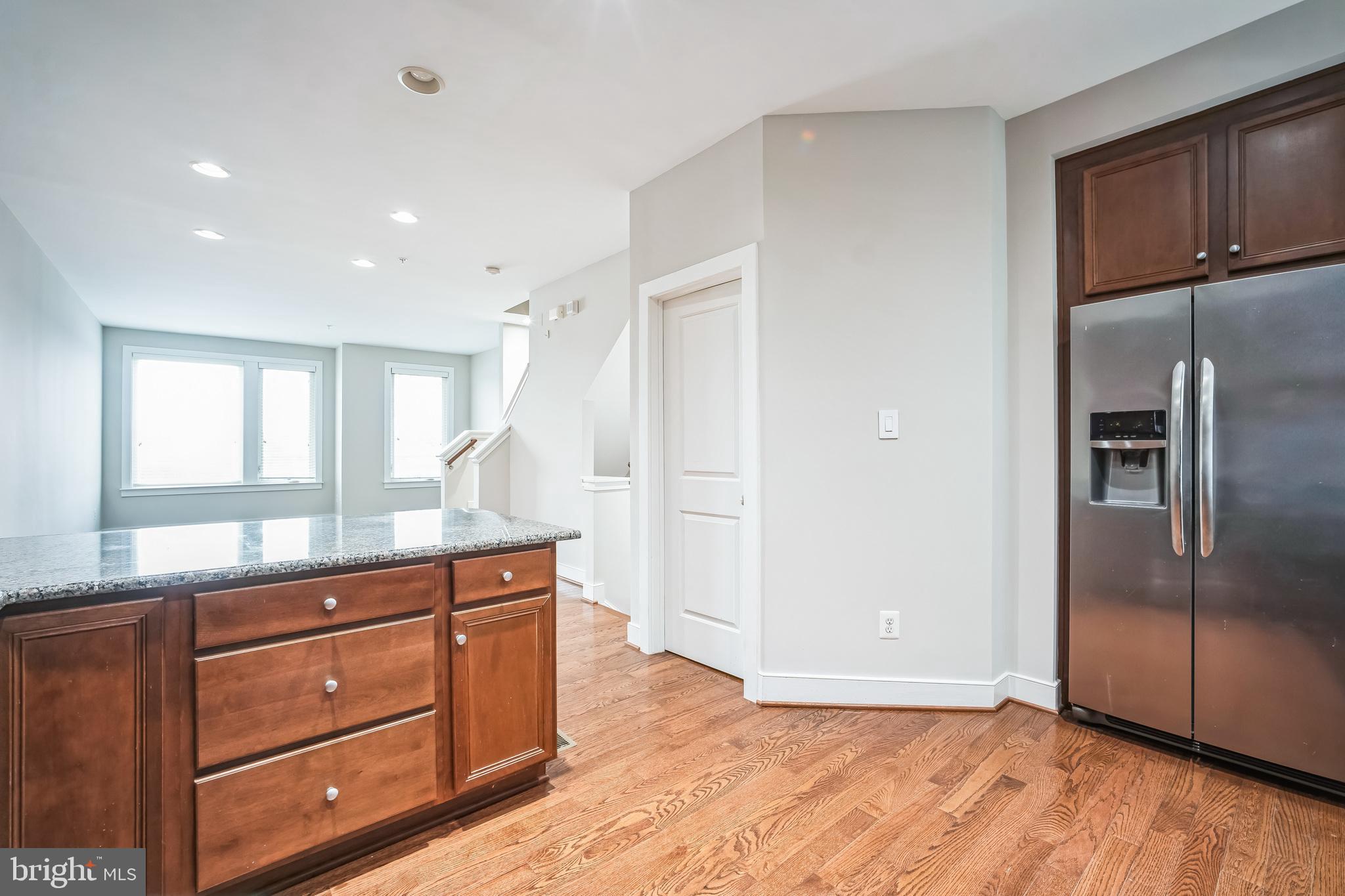 MOSAIC AT MERRIFIELD - Residential Lease