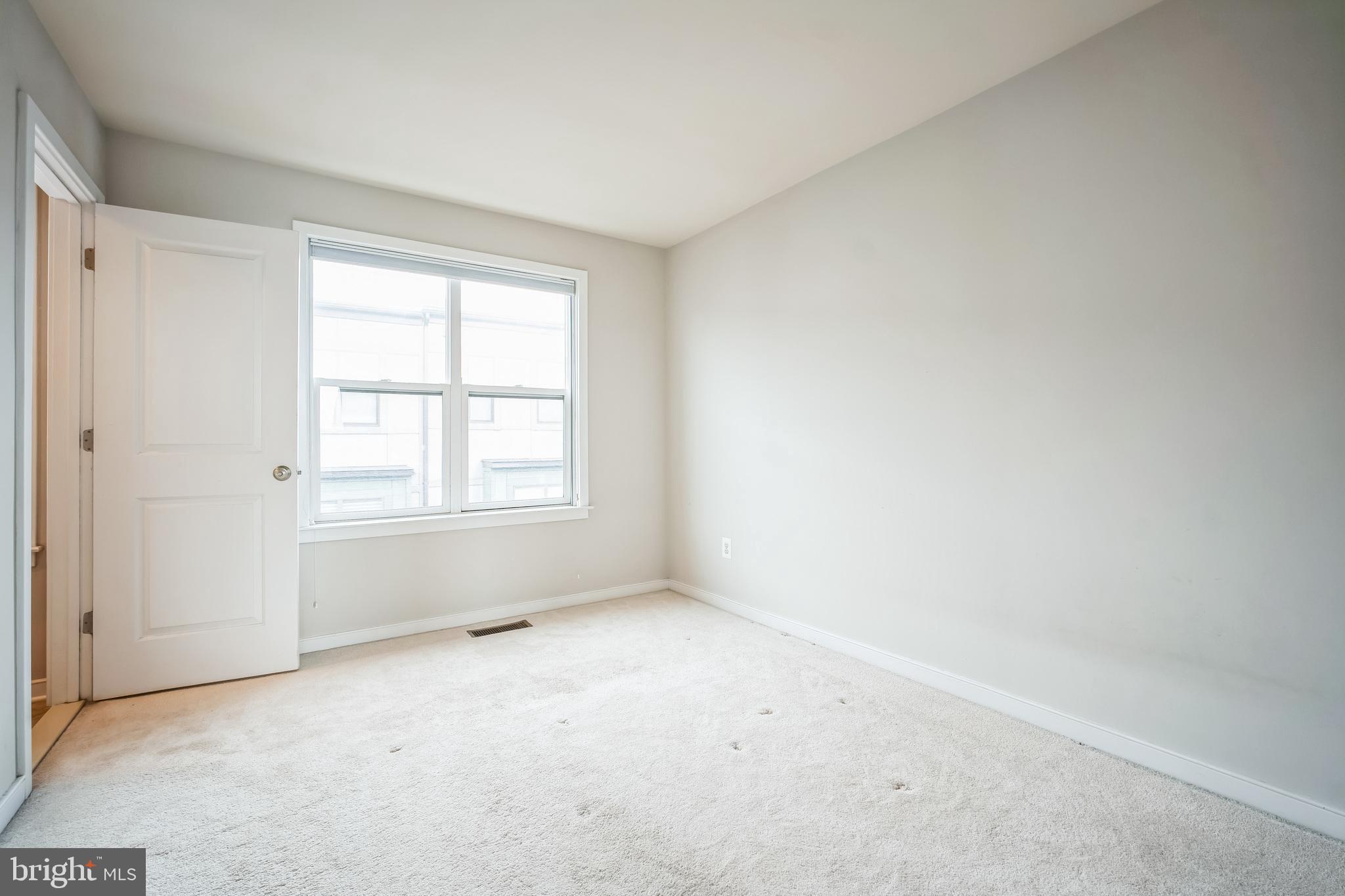 MOSAIC AT MERRIFIELD - Residential Lease