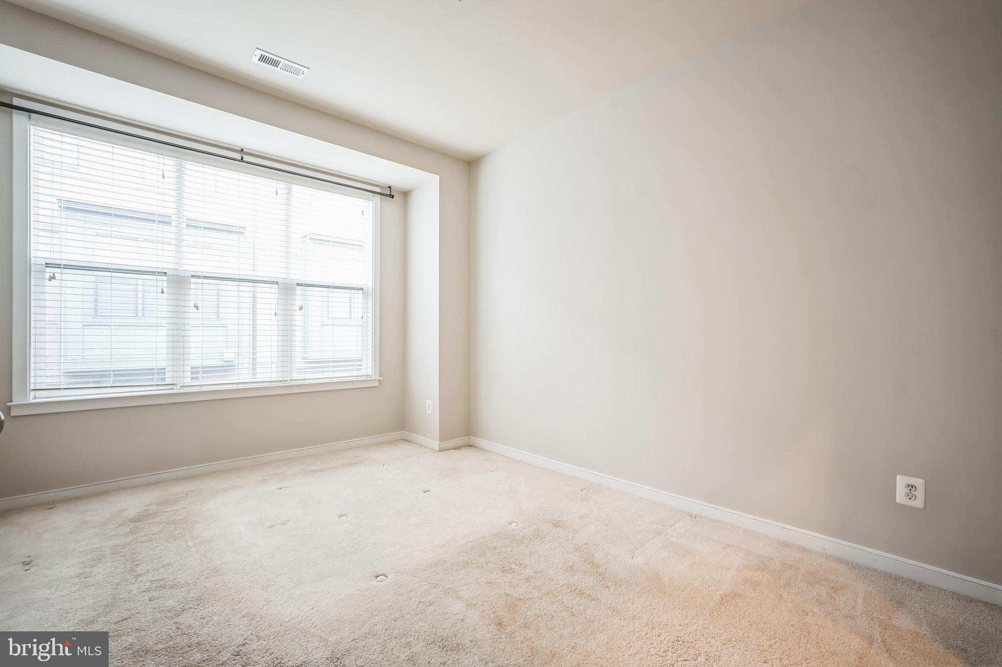 MOSAIC AT MERRIFIELD - Residential Lease
