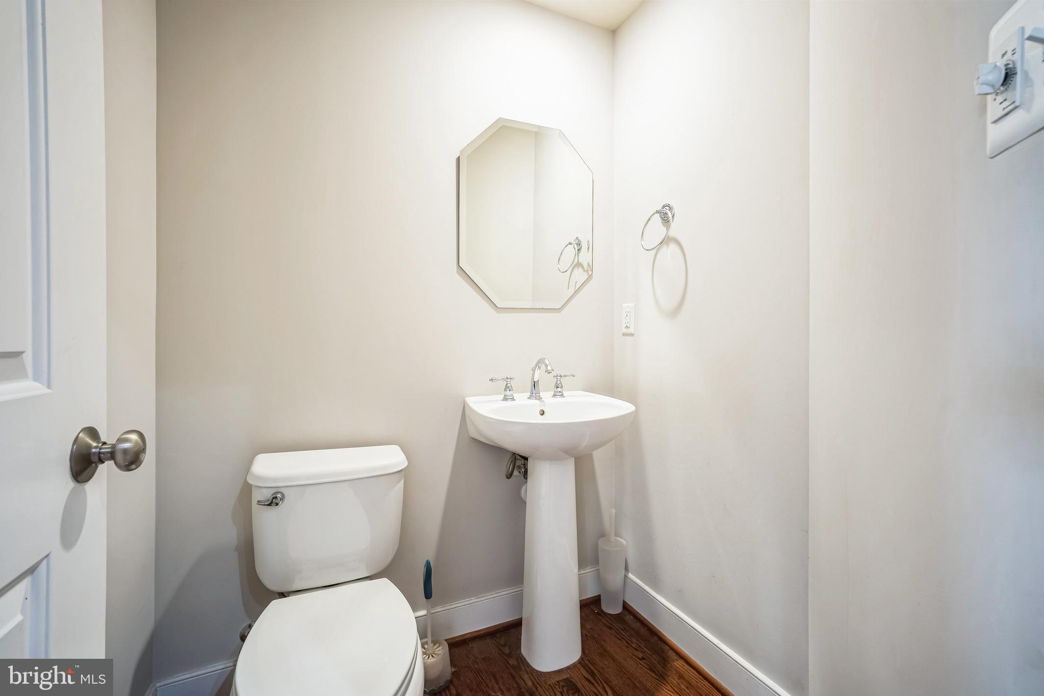 MOSAIC AT MERRIFIELD - Residential Lease