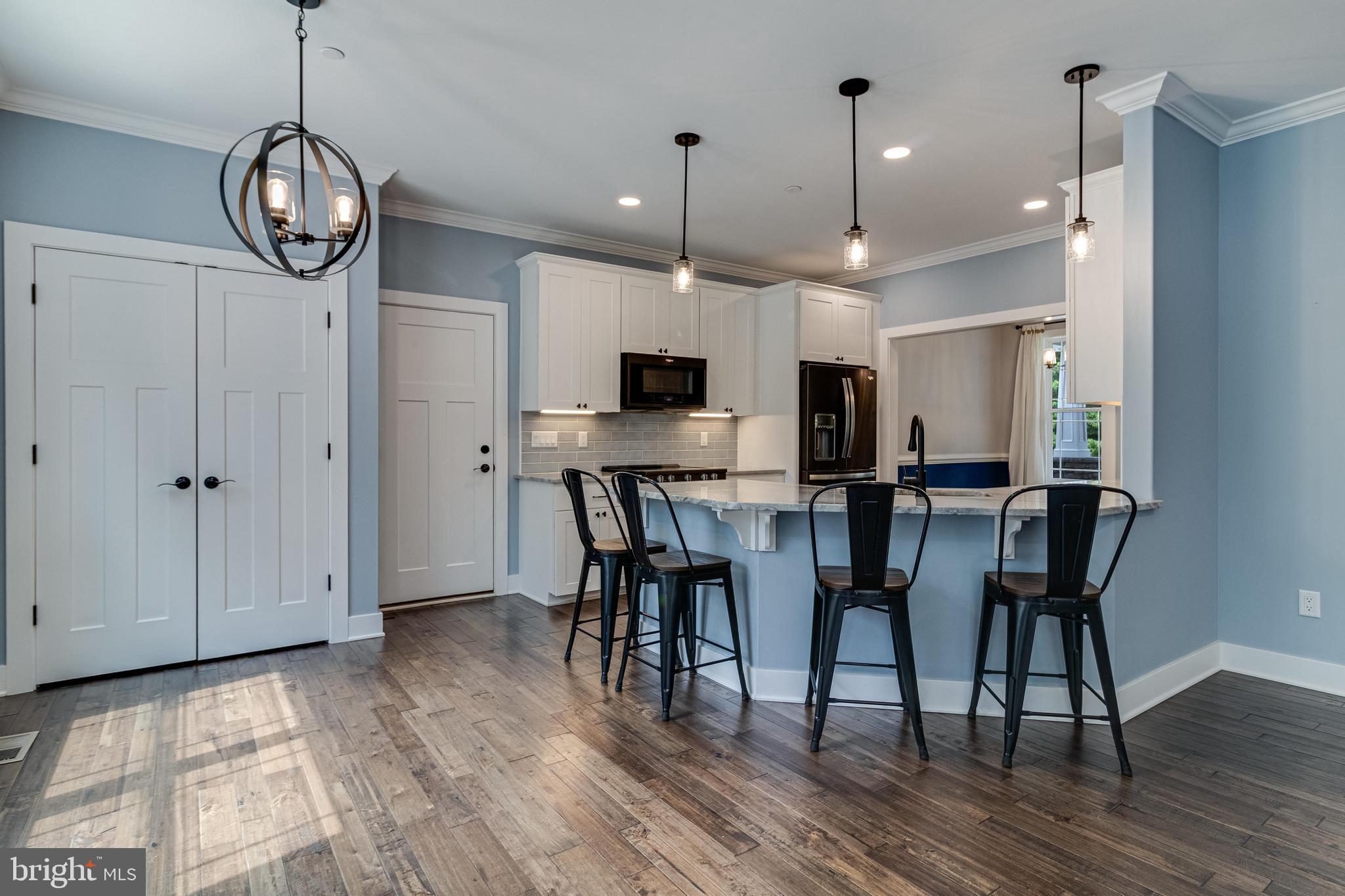 CLIFFTON ON THE POTOMAC - Residential