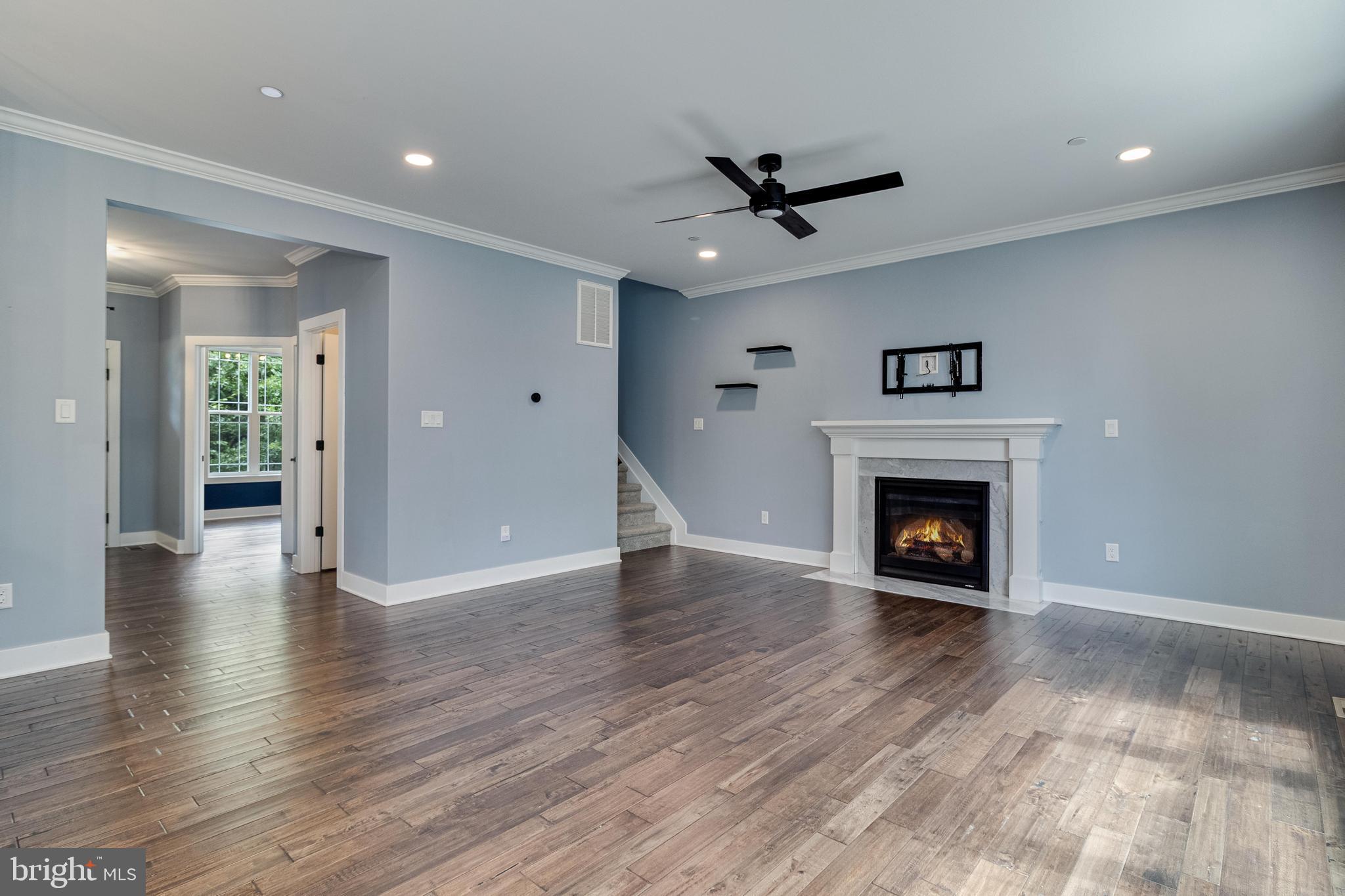 CLIFFTON ON THE POTOMAC - Residential