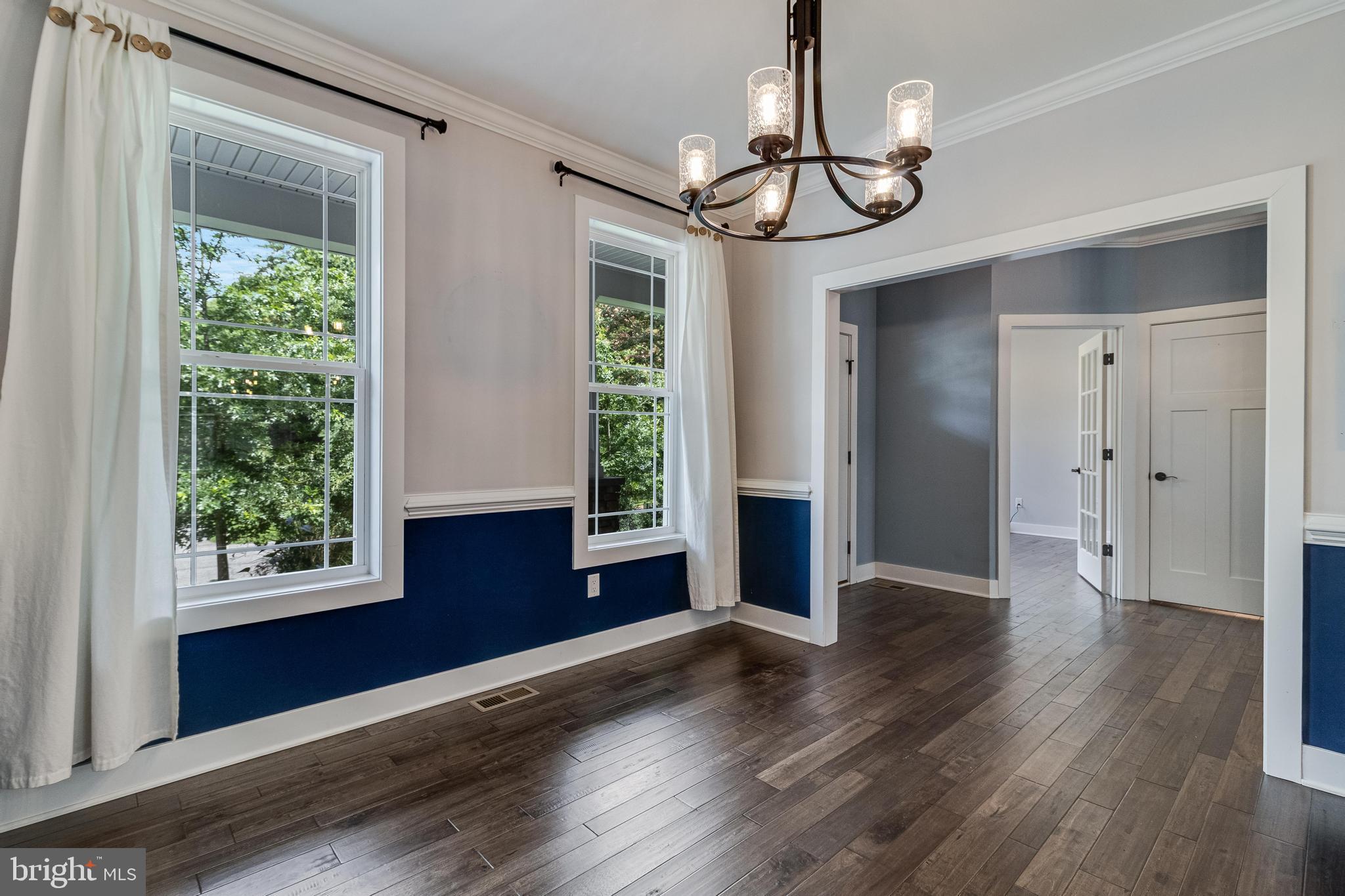 CLIFFTON ON THE POTOMAC - Residential