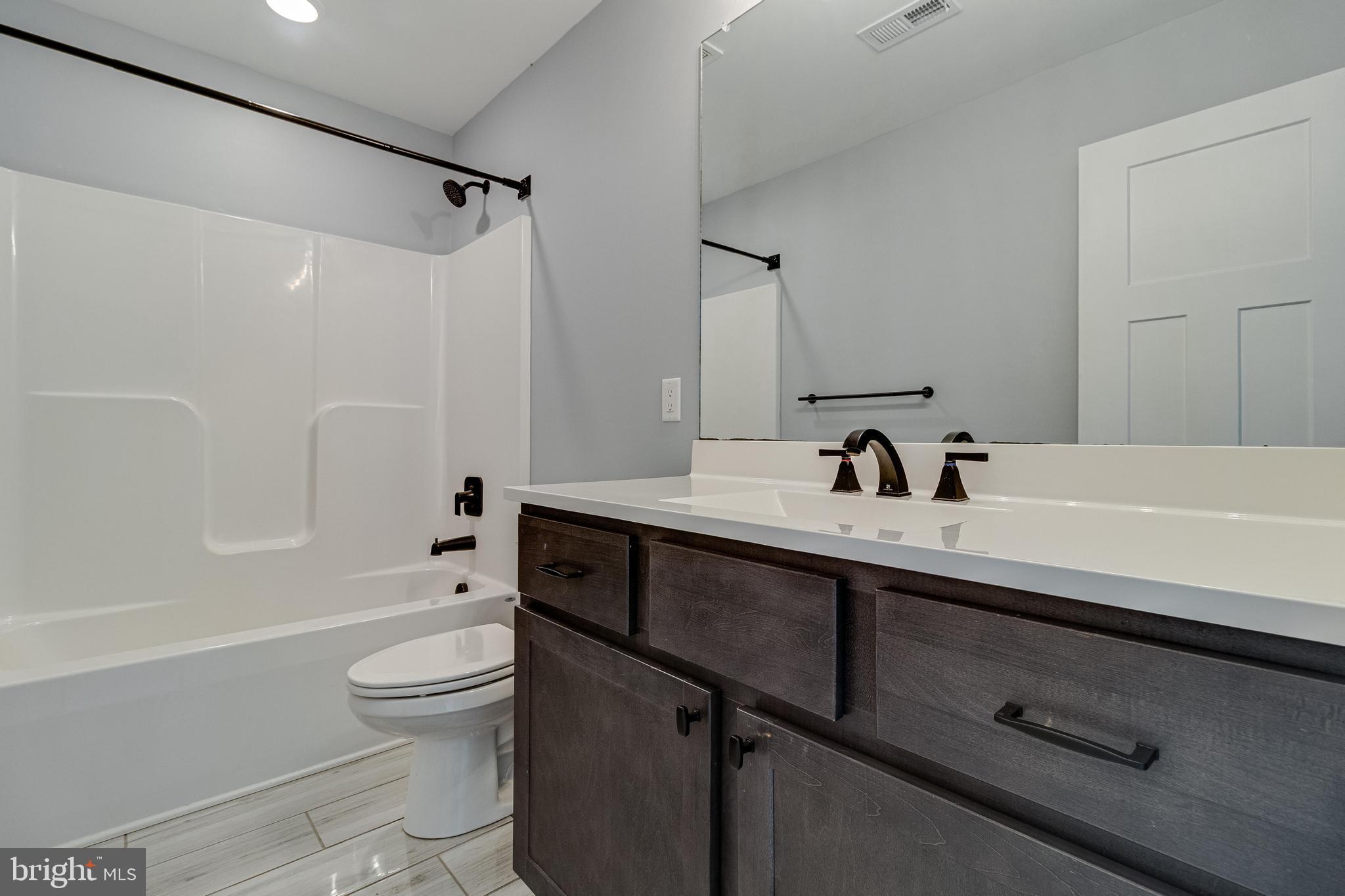 CLIFFTON ON THE POTOMAC - Residential