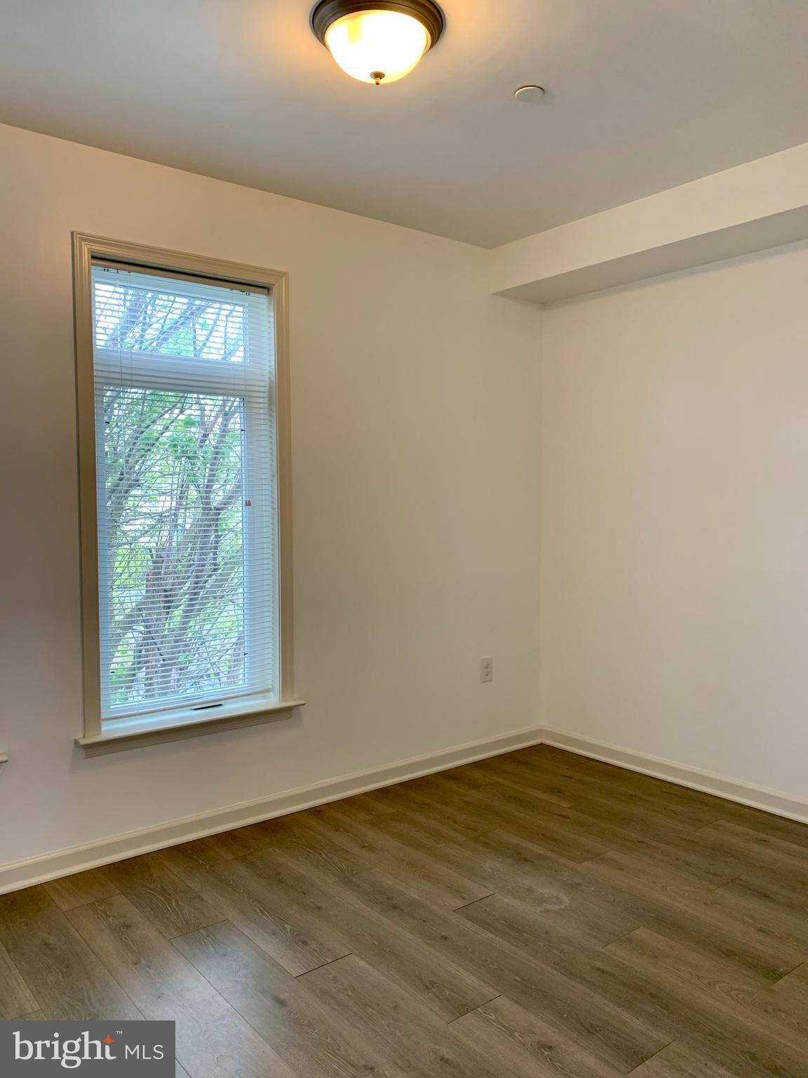 ROXBOROUGH - Residential Lease