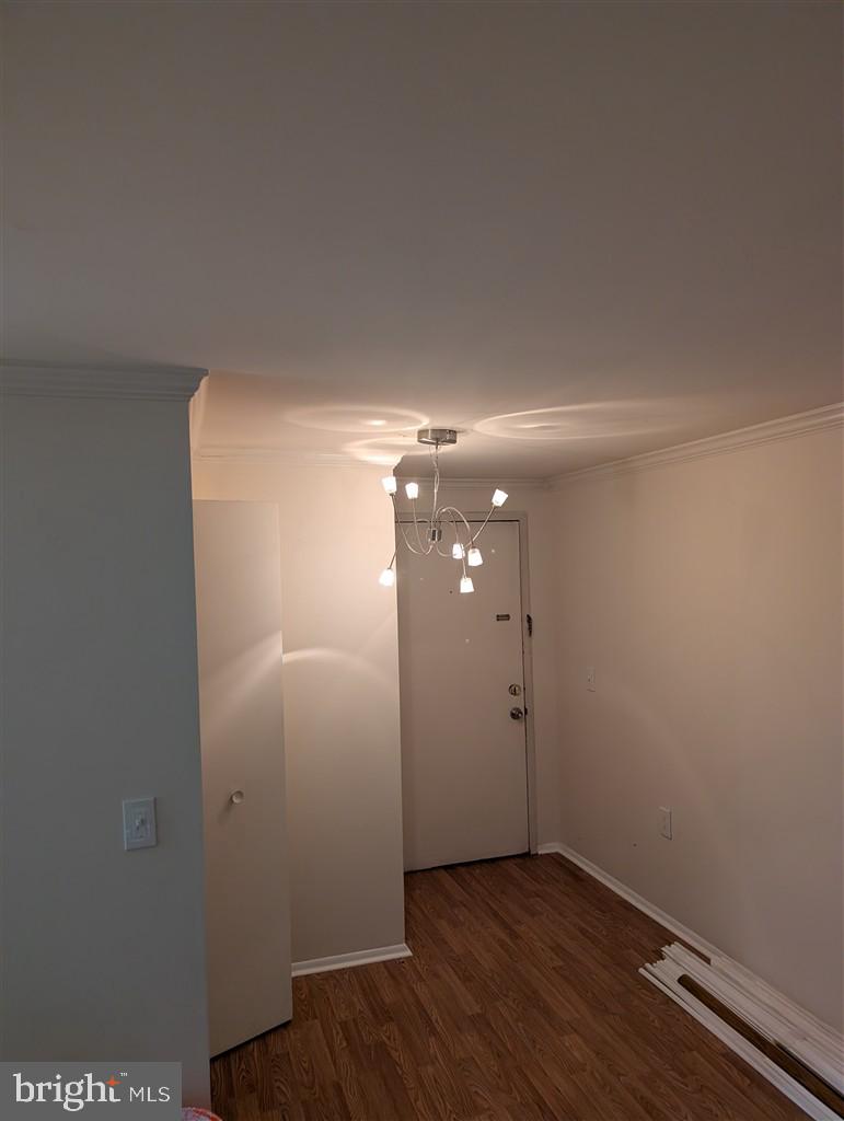 FARMINGDALE - Residential