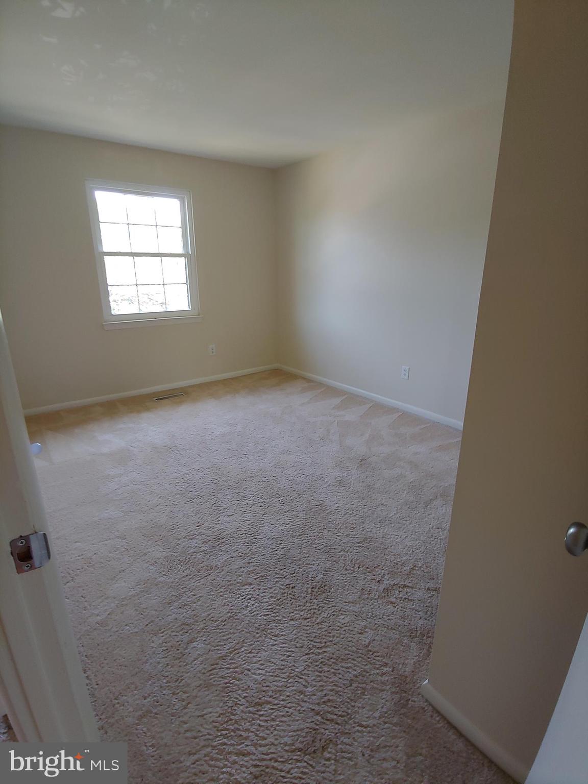 DULANEY VALLEY GARDENS - Residential Lease