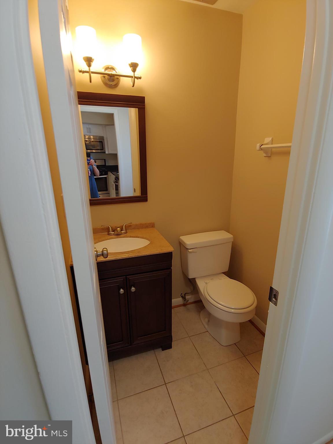 DULANEY VALLEY GARDENS - Residential Lease