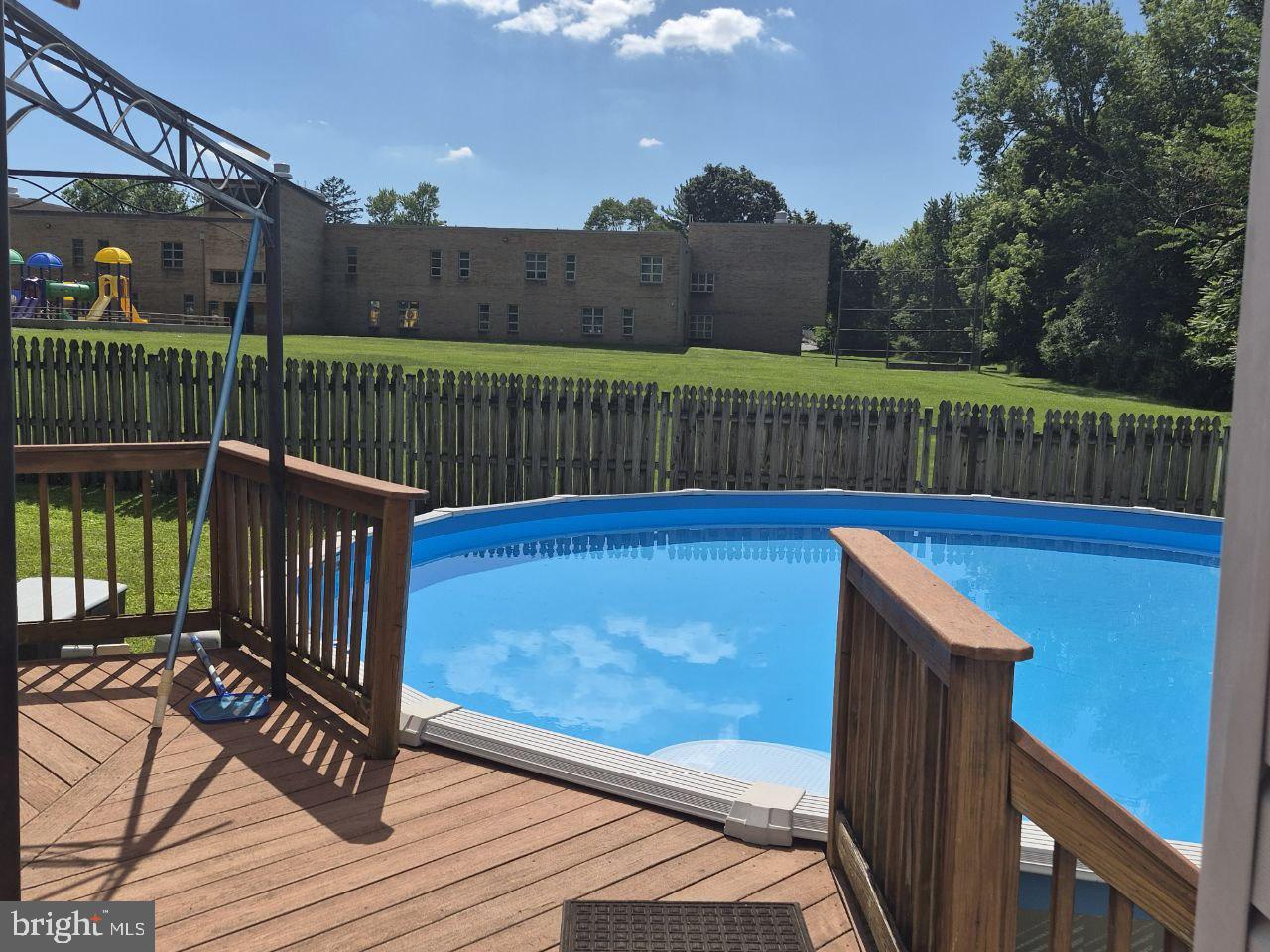 REISTERSTOWN - Residential
