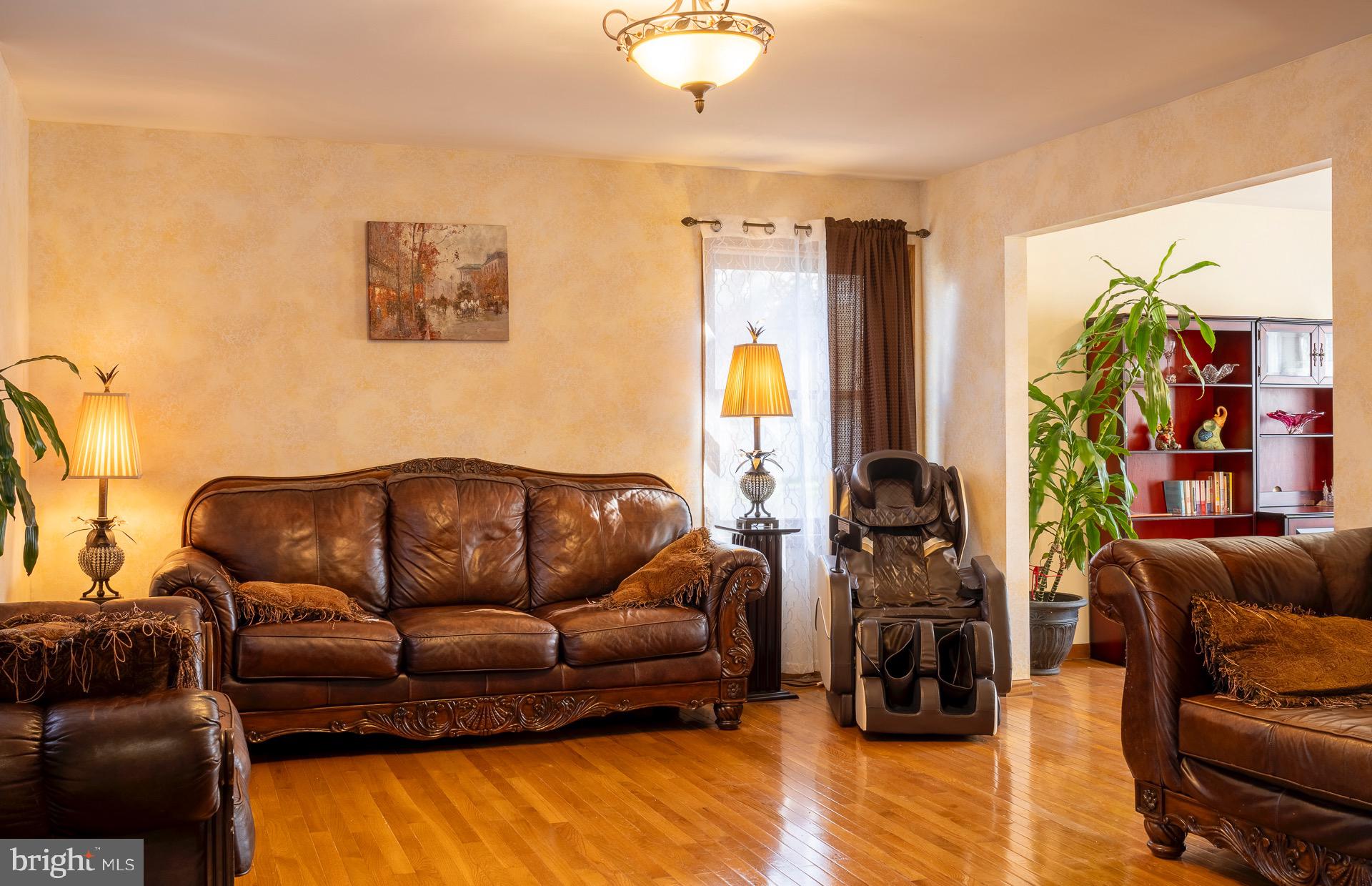 REISTERSTOWN - Residential
