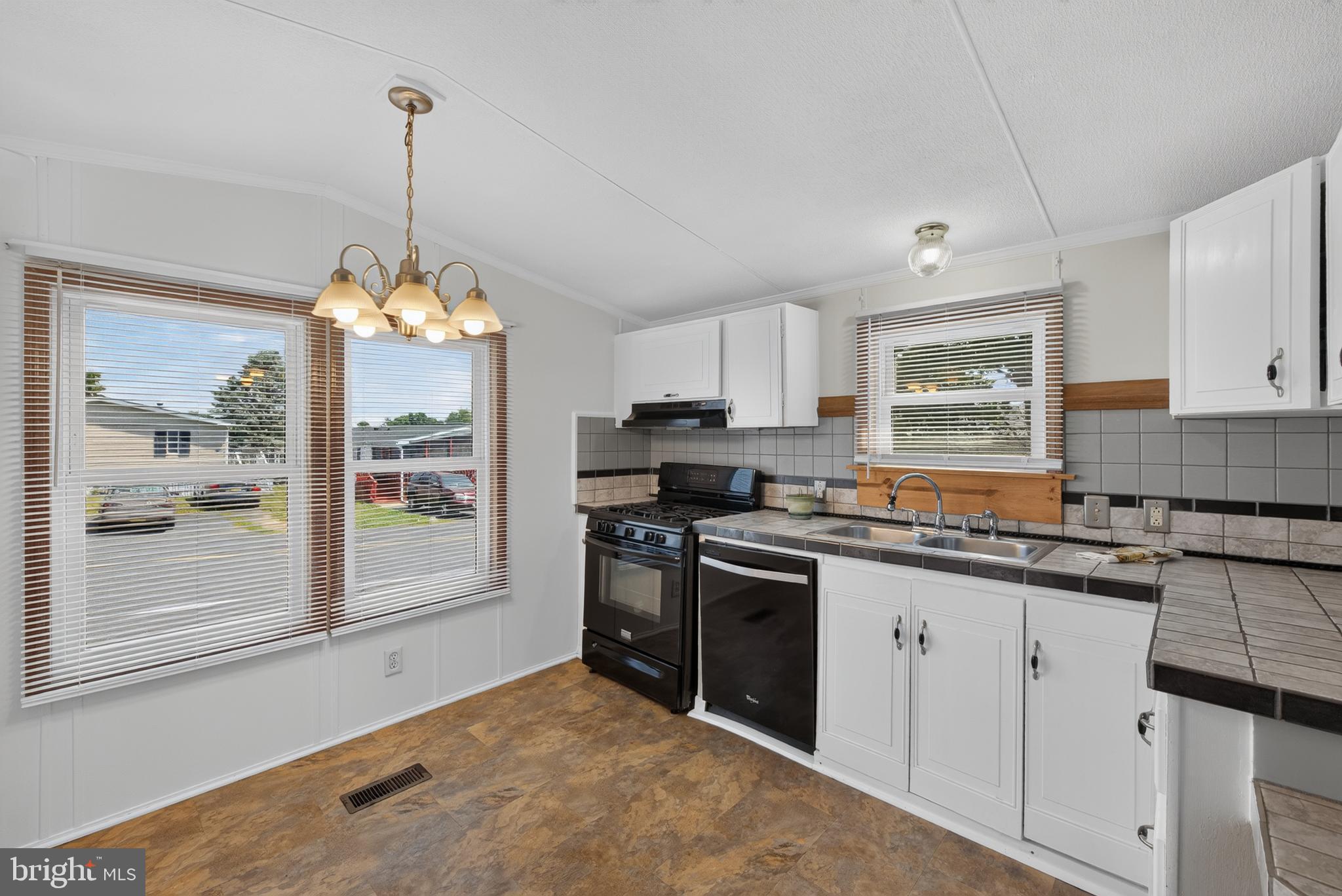 PHEASANT RIDGE MHP - Residential